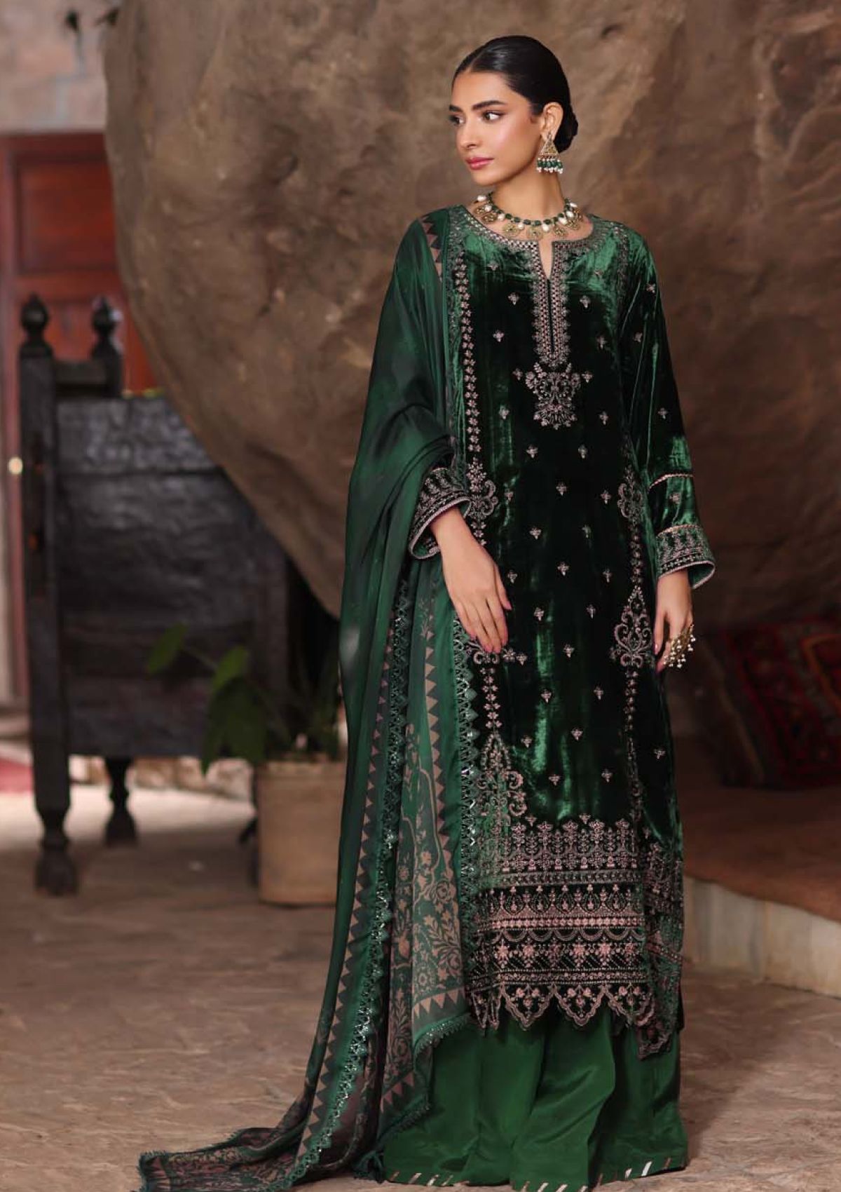 Winter Collection - Noor - Saadia Asad - Suzaanikari - NSK24#11
