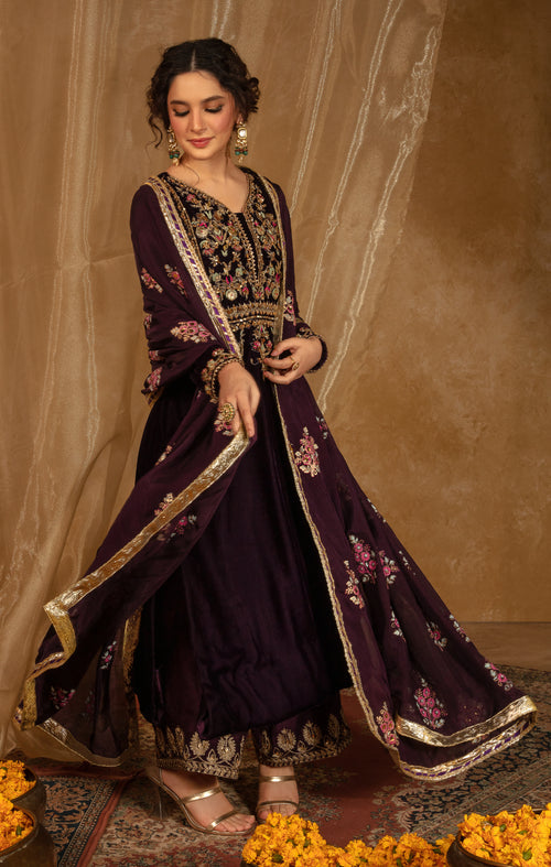 Maya | Raazi Velvet 24 | IBAARAT - Official Maya stockist in UK - Sakeena London