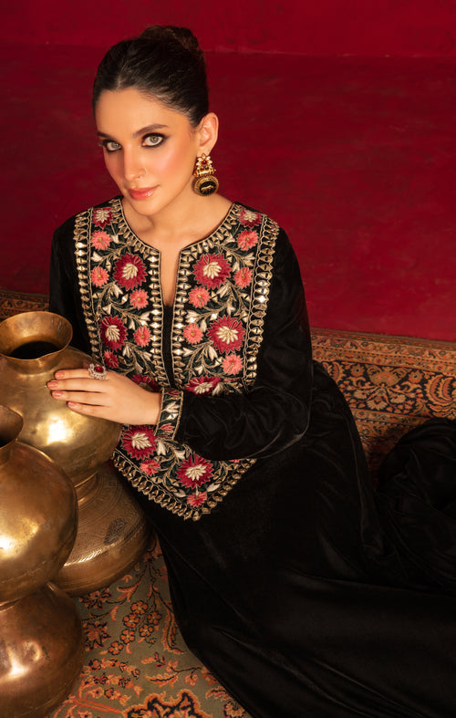 Maya | Raazi Velvet 24 | ZEEST - Official Maya stockist in UK - Sakeena London