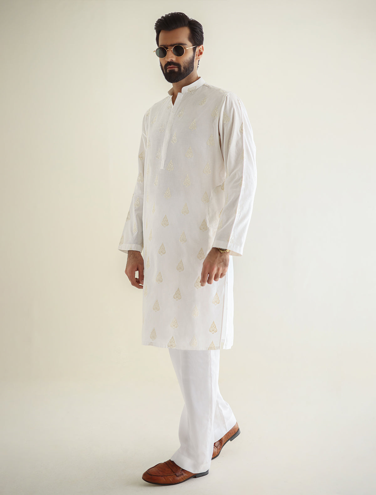 Pakistani Menswear | Ismail Farid - OFF-WHITE EMBROIDERED KURTA - Official Sakeena London Ltd. stockist in UK - Sakeena London