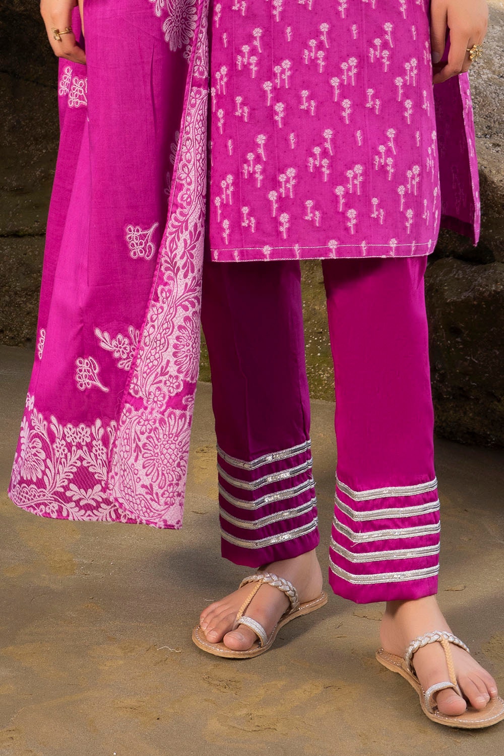 Gul Ahmed | Taara 25 |JD-42010 - Official Gul Ahmed stockist in UK - Sakeena London