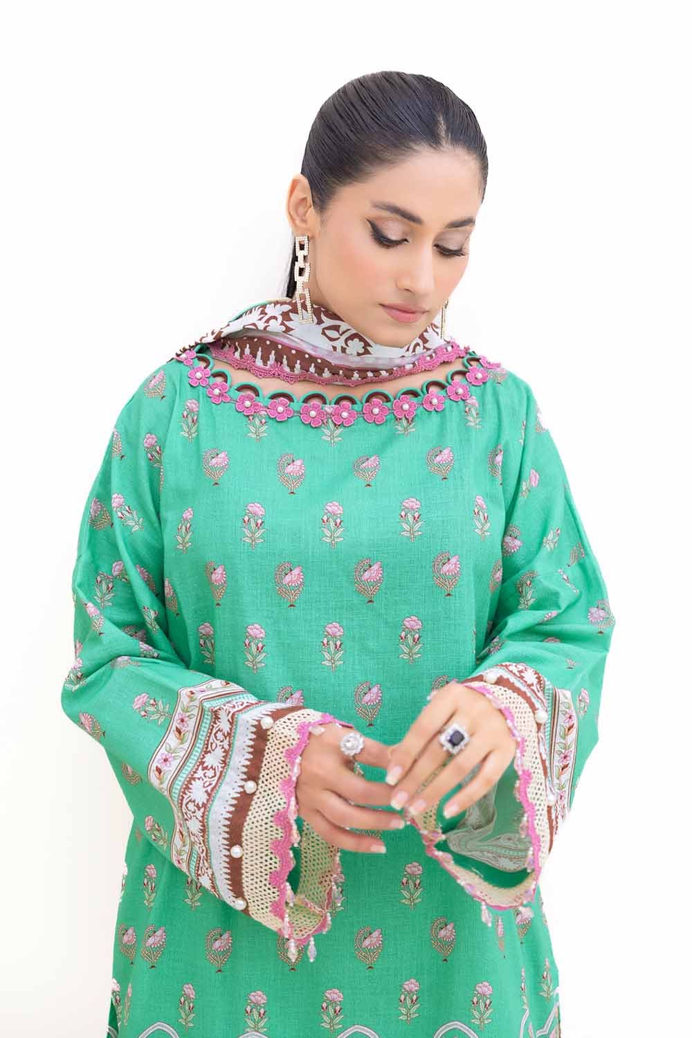 Gul Ahmed | Winter Collection 24 | Thick Khaddar Suit K-42007 T - Official Gul Ahmed stockist in UK - Sakeena London
