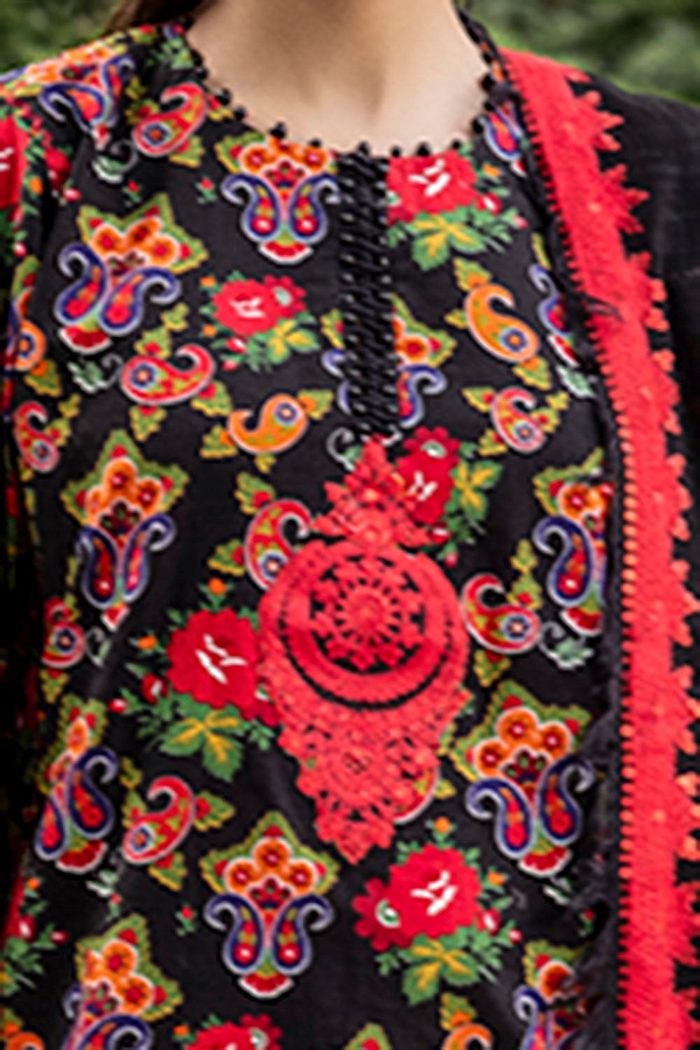 Gul Ahmed | Winter Collection 25 | K-52010 - Official Gul Ahmed stockist in UK - Sakeena London