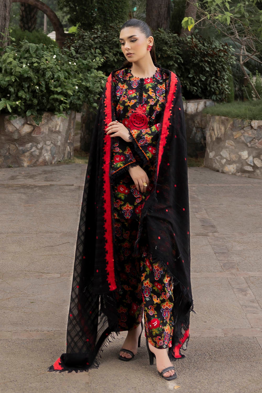 Gul Ahmed | Winter Collection 25 | K-52010 - Official Gul Ahmed stockist in UK - Sakeena London