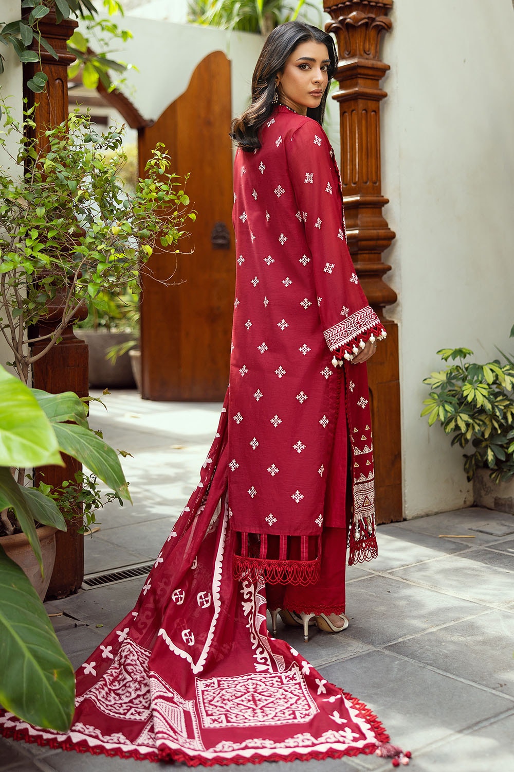 Gul Ahmed | Festive Capsule 25 | SP-52013 - Official Gul Ahmed stockist in UK - Sakeena London