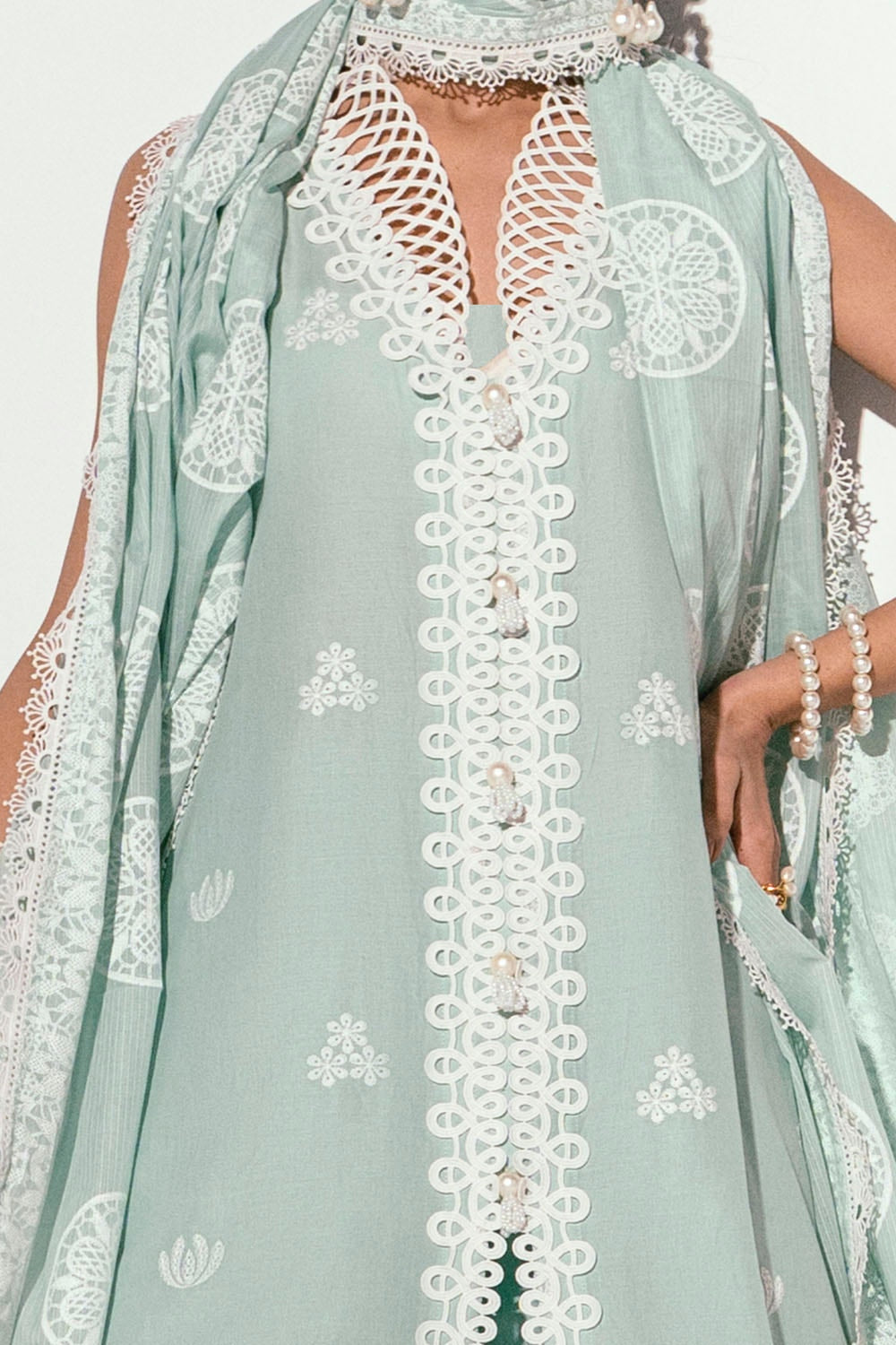 Gul Ahmed | Gul Nilofer 25 | DN-52023 - Official Gul Ahmed stockist in UK - Sakeena London