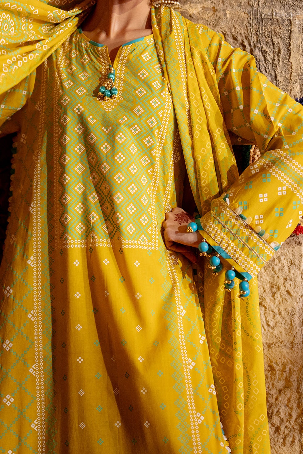 Gul Ahmed | Chunri Lawn 25 | CL-52138 A - Official Gul Ahmed stockist in UK - Sakeena London