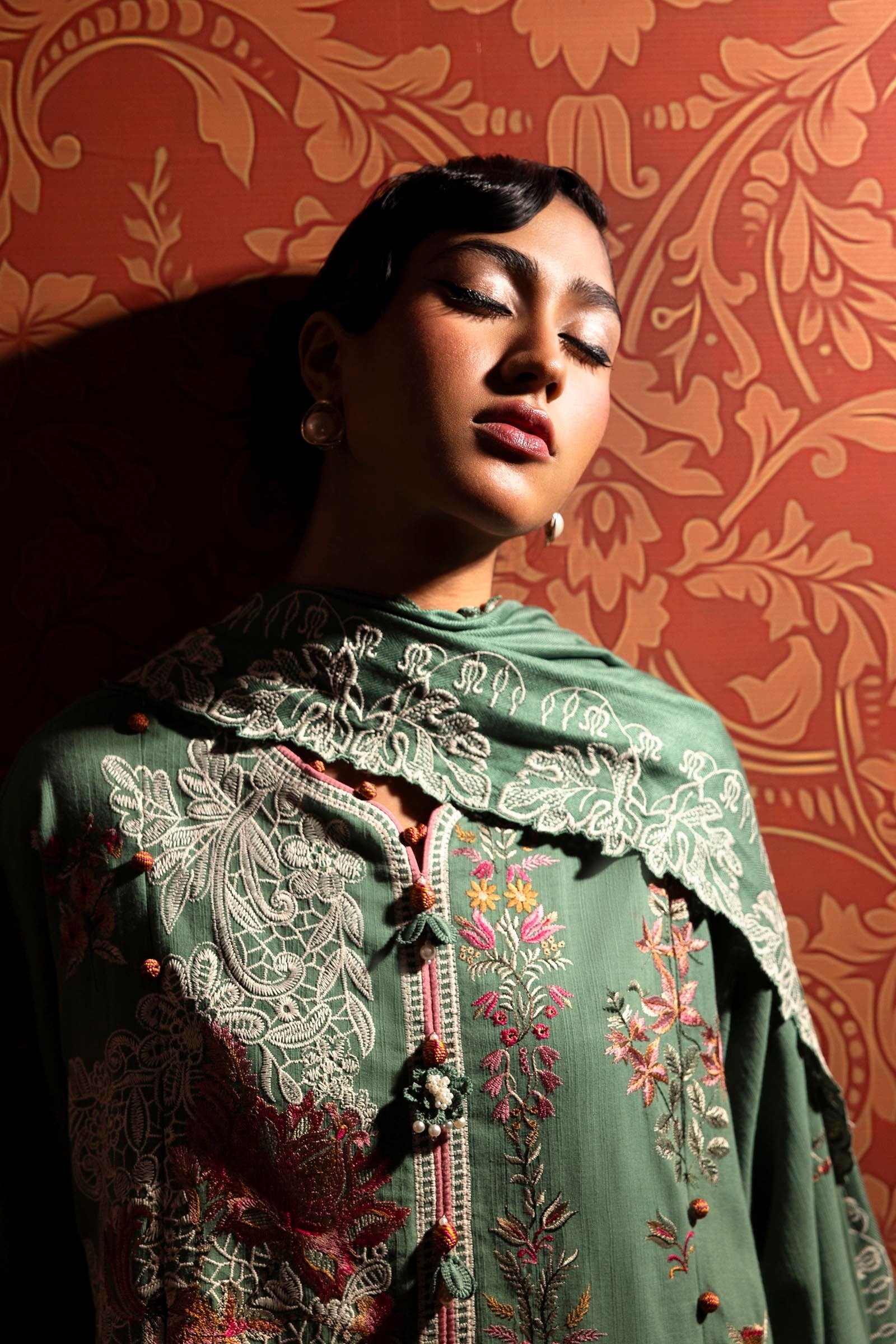 Sana Safinaz | Muzlin Winter 2024 | M243-003B-3CP - Official Sana Safinaz stockist in UK - Sakeena London