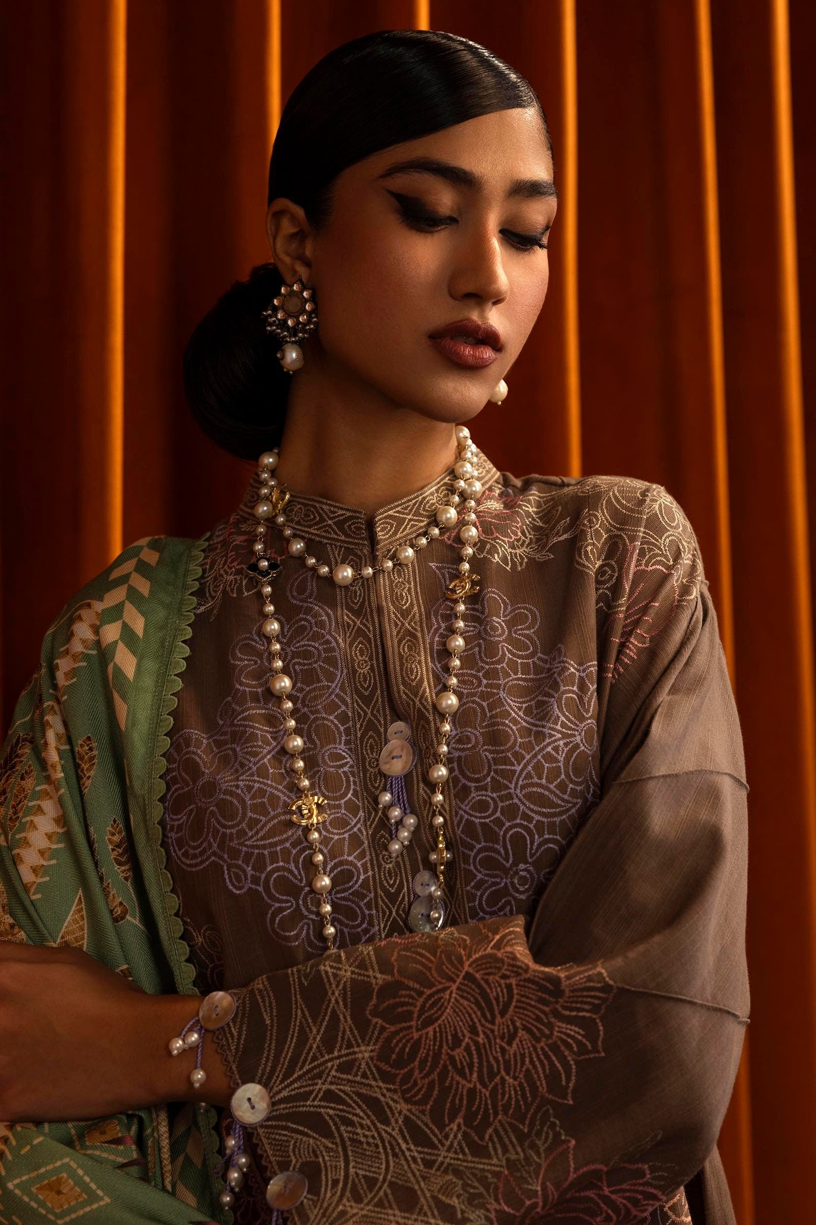 Sana Safinaz | Muzlin Winter 2024 | M243-004A-3CP - Official Sana Safinaz stockist in UK - Sakeena London