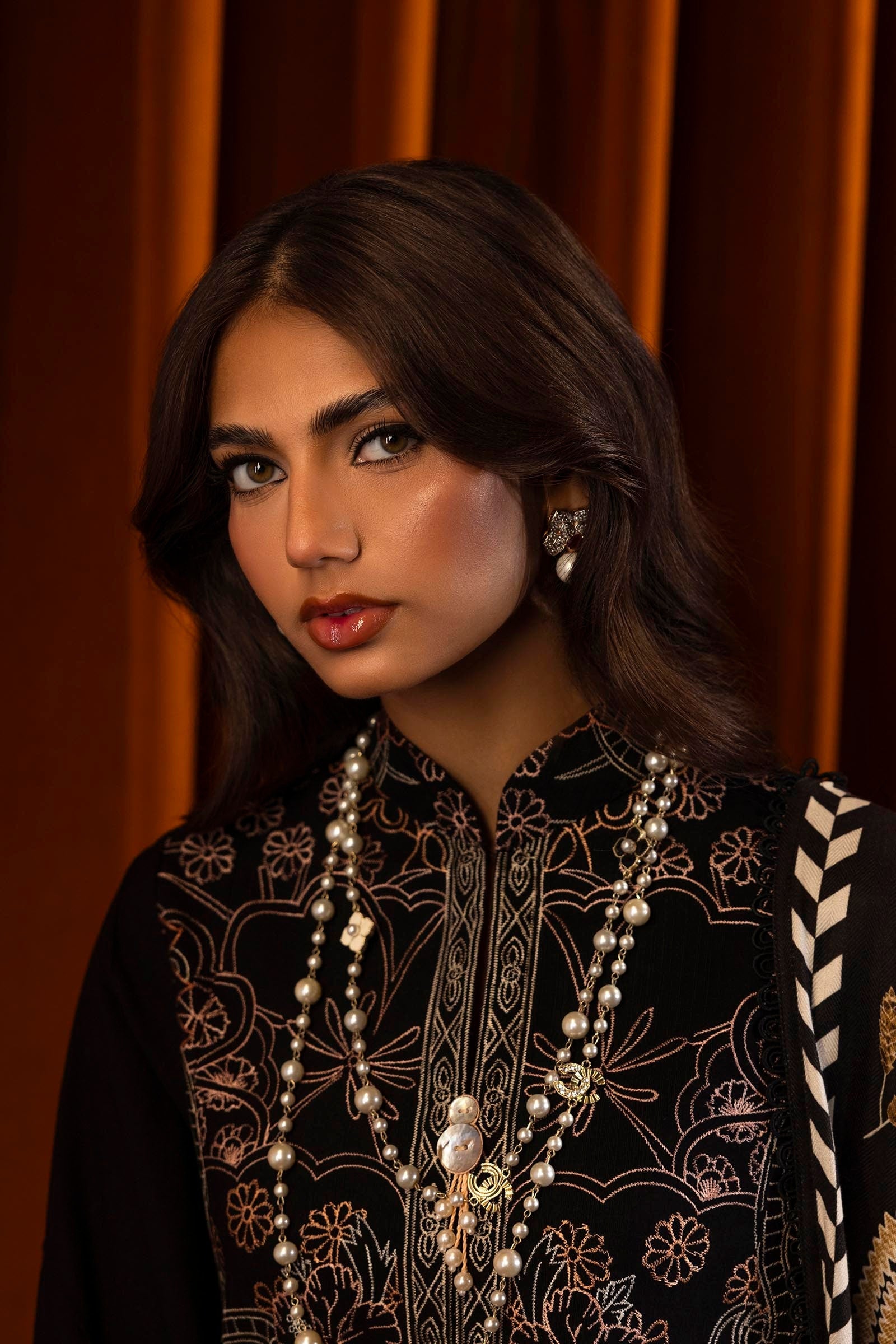 Sana Safinaz | Muzlin Winter 2024 | M243-004B-3CP - Official Sana Safinaz stockist in UK - Sakeena London