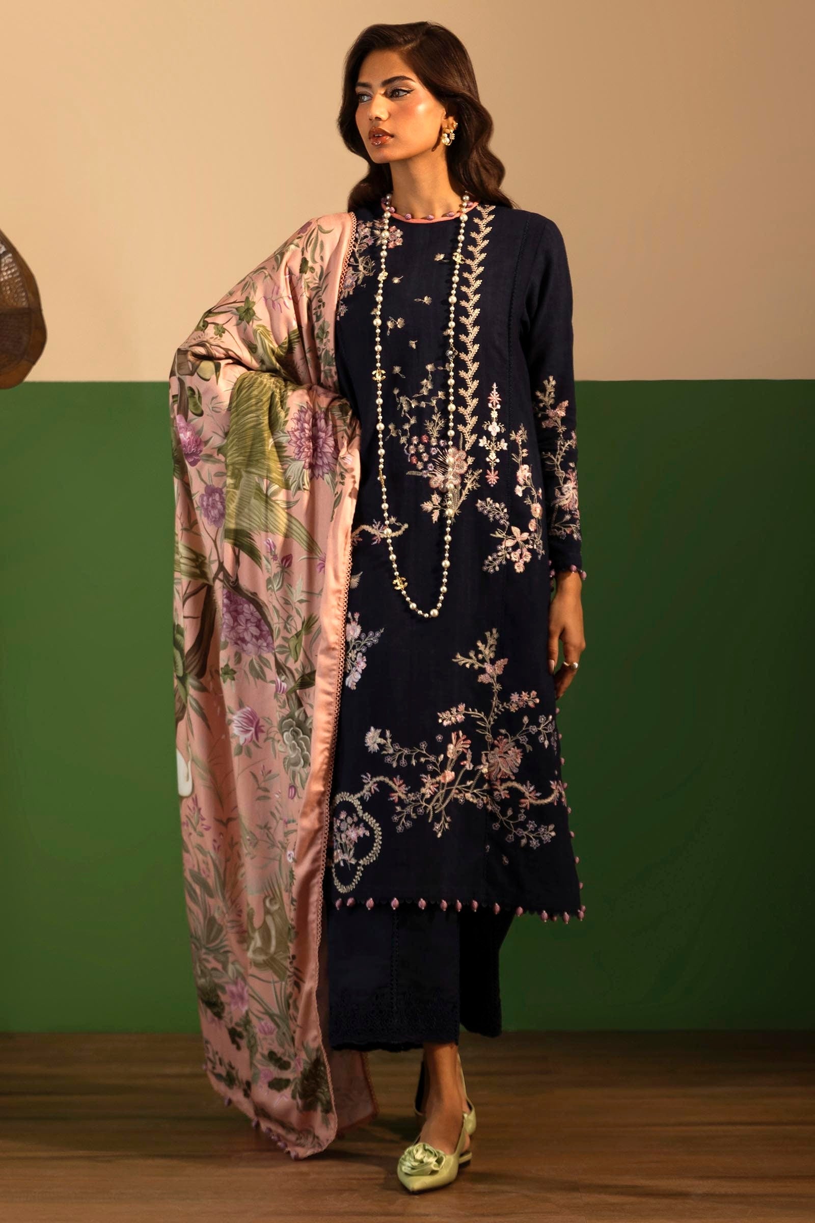 Sana Safinaz | Muzlin Winter 2024 | M243-006A-3AP - Official Sana Safinaz stockist in UK - Sakeena London