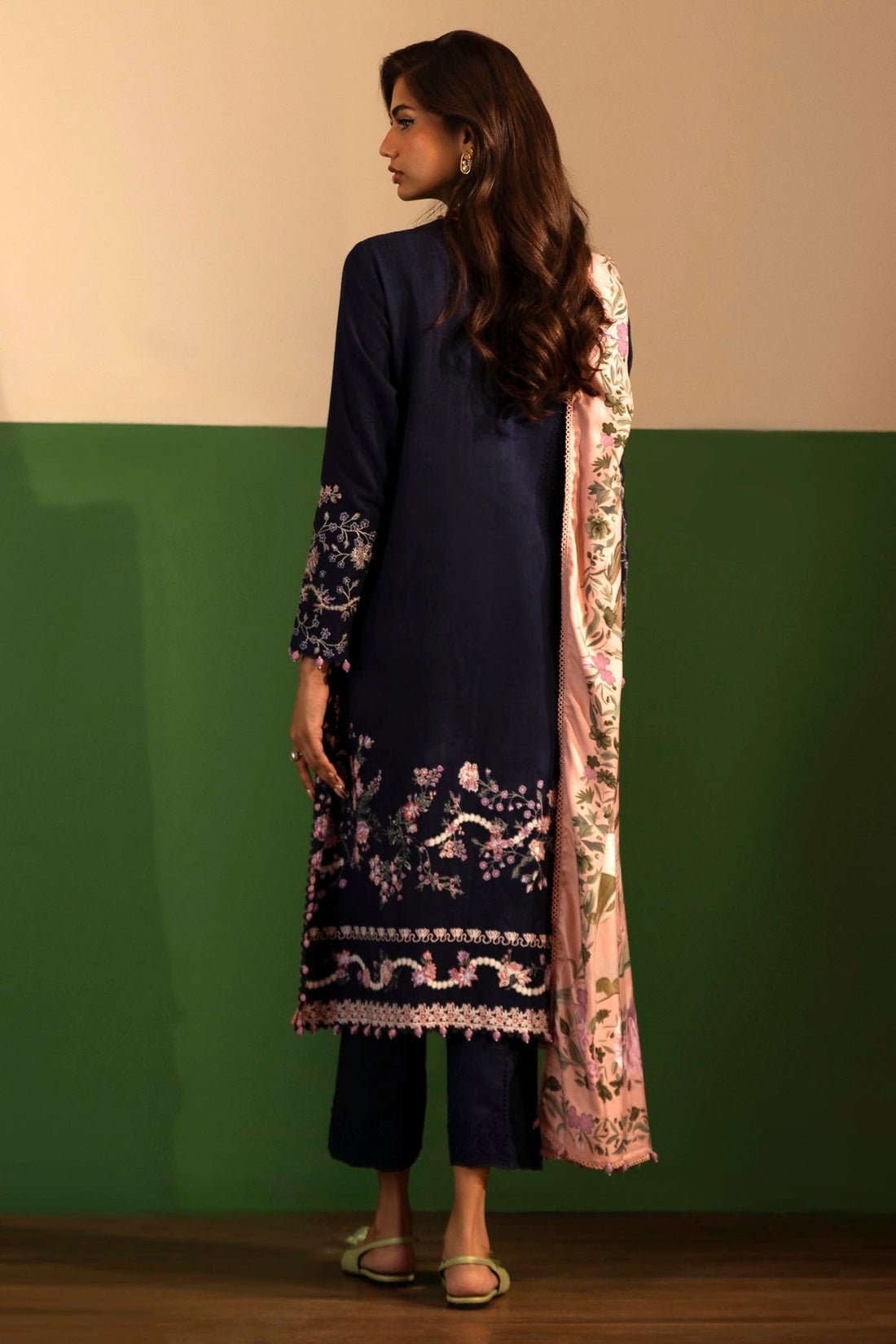 Sana Safinaz | Muzlin Winter 2024 | M243-006A-3AP - Official Sana Safinaz stockist in UK - Sakeena London