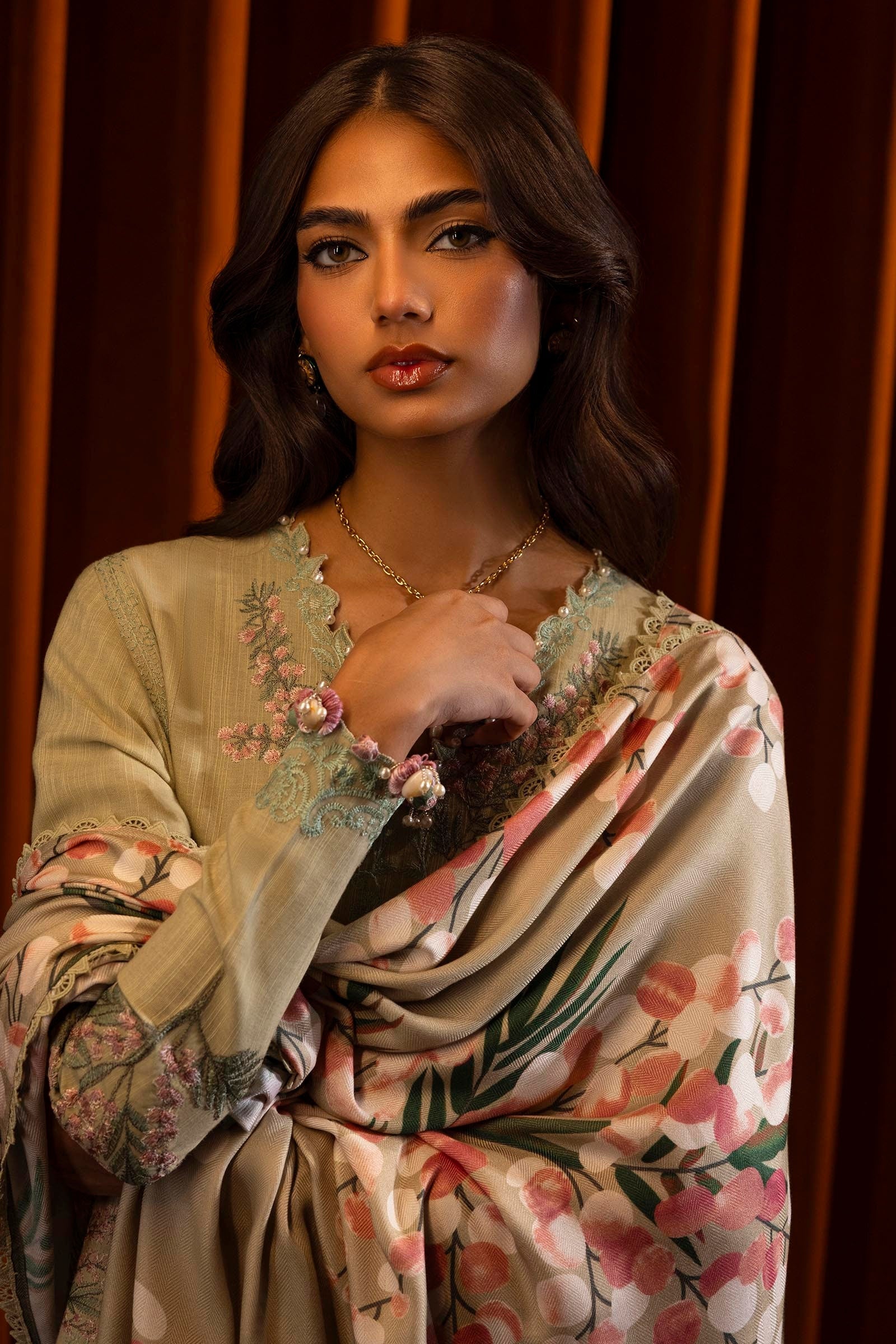Sana Safinaz | Muzlin Winter 2024 | M243-007A-3CP - Official Sana Safinaz stockist in UK - Sakeena London