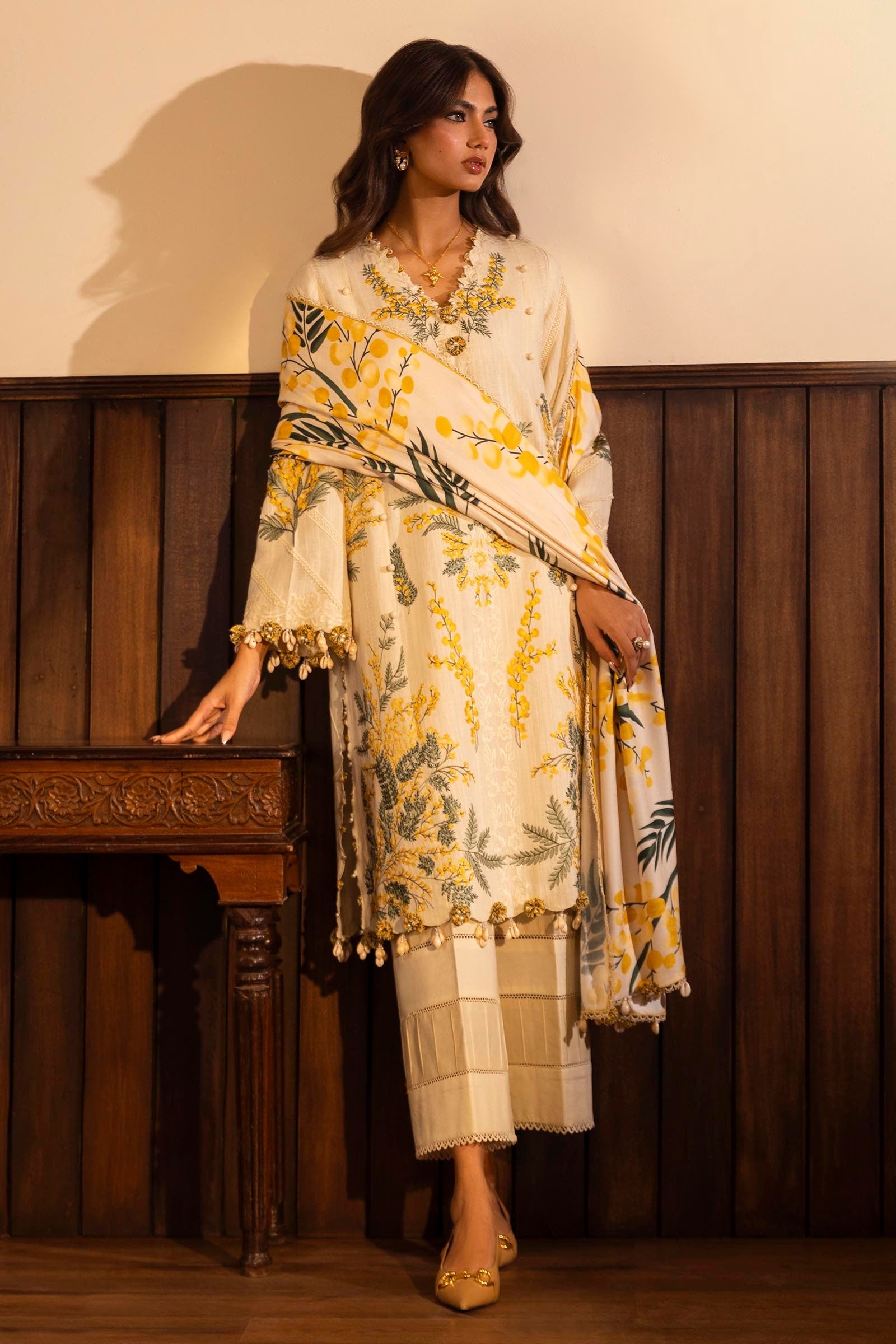 Sana Safinaz | Muzlin Winter 2024 | M243-007B-3CP - Official Sana Safinaz stockist in UK - Sakeena London