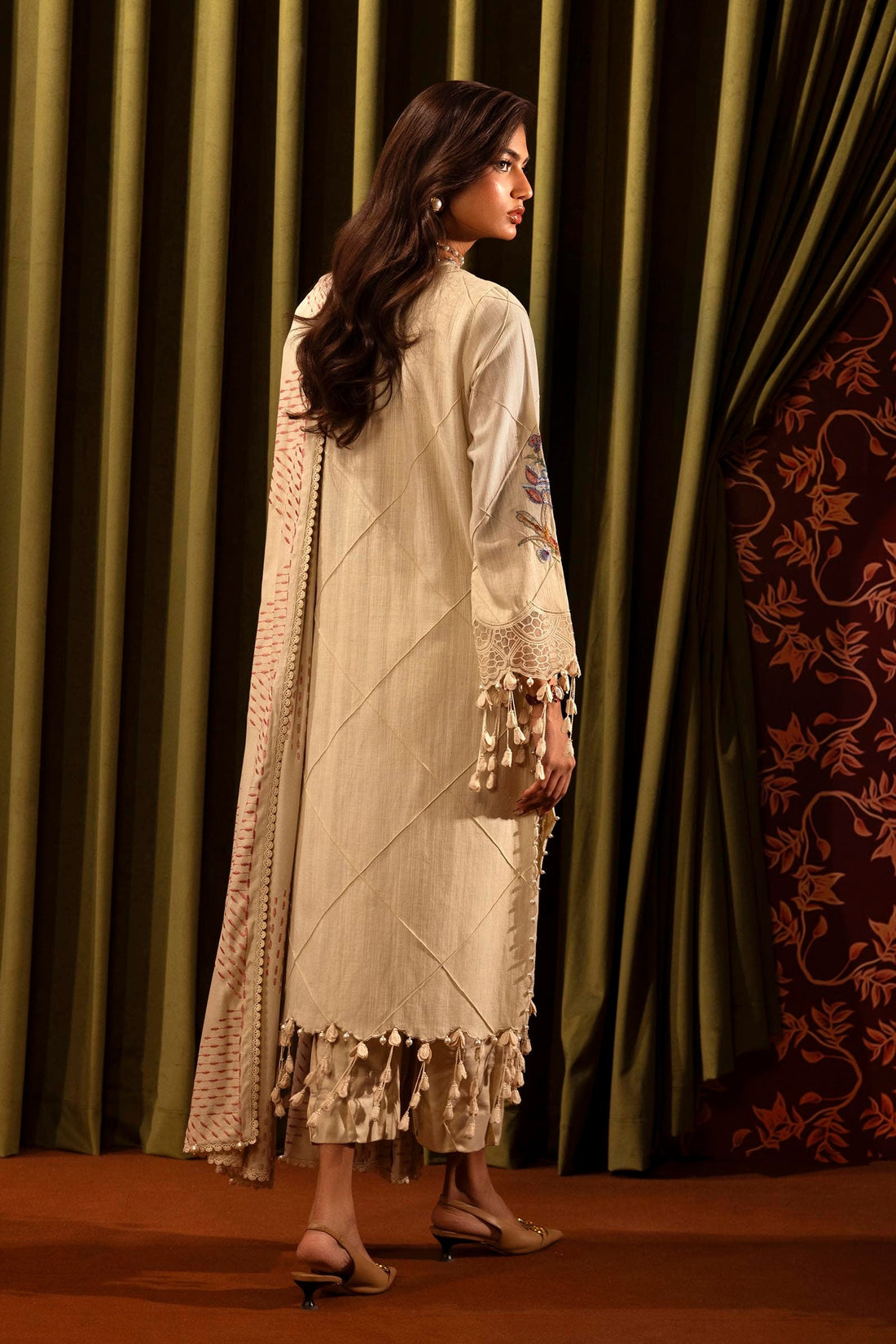 Sana Safinaz | Muzlin Winter 2024 | M243-009A-3CP - Official Sana Safinaz stockist in UK - Sakeena London
