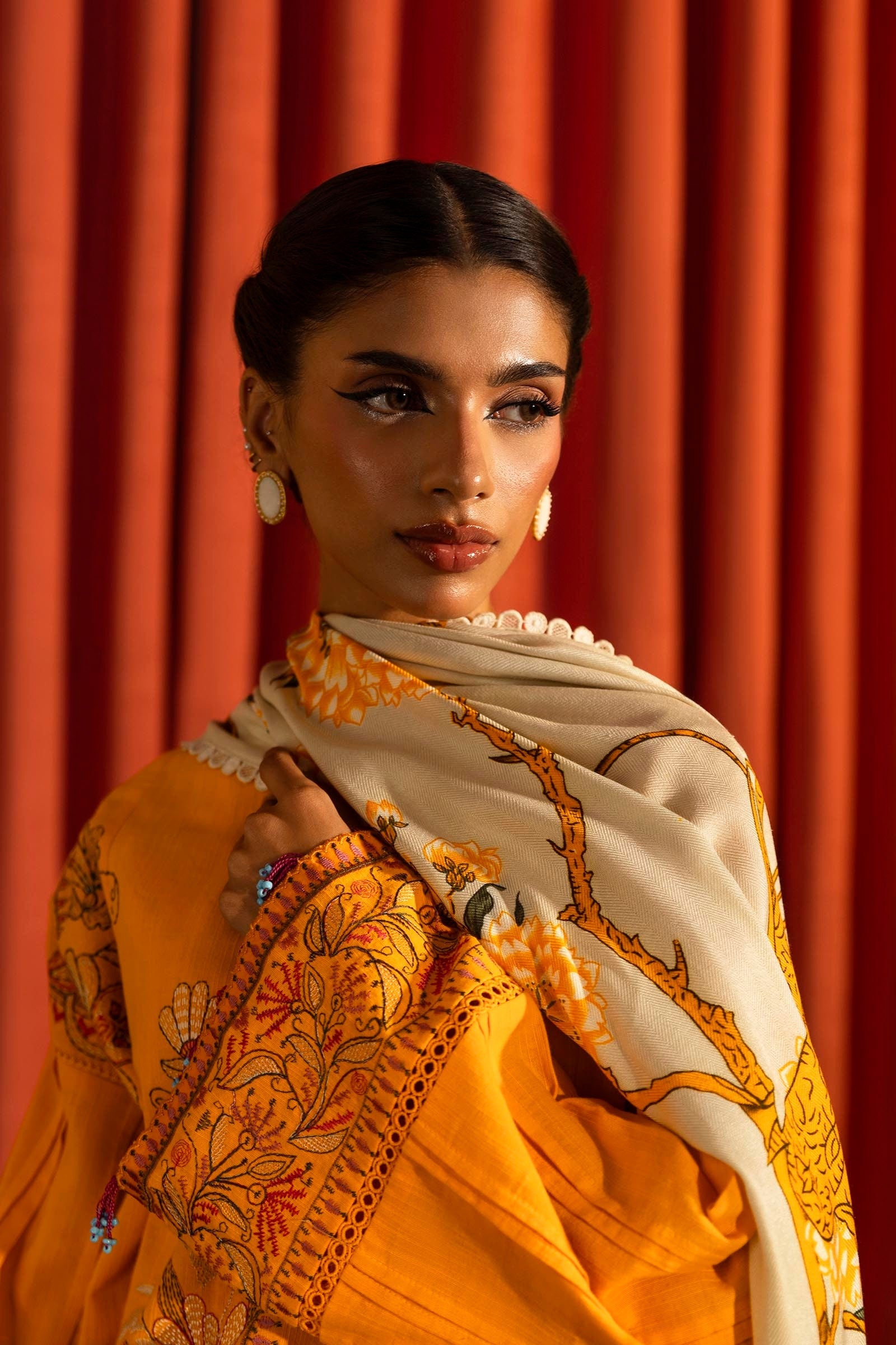 Sana Safinaz | Muzlin Winter 2024 | M243-014B-3CP - Official Sana Safinaz stockist in UK - Sakeena London