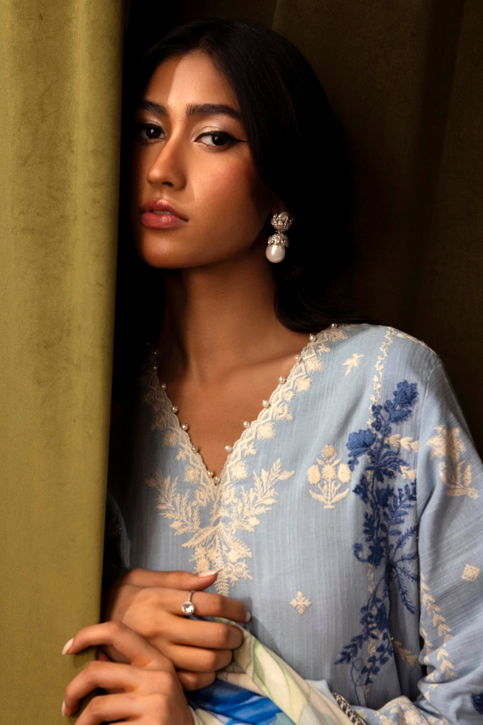 Sana Safinaz | Muzlin Winter 2024 | M243-015A-3CP - Official Sana Safinaz stockist in UK - Sakeena London