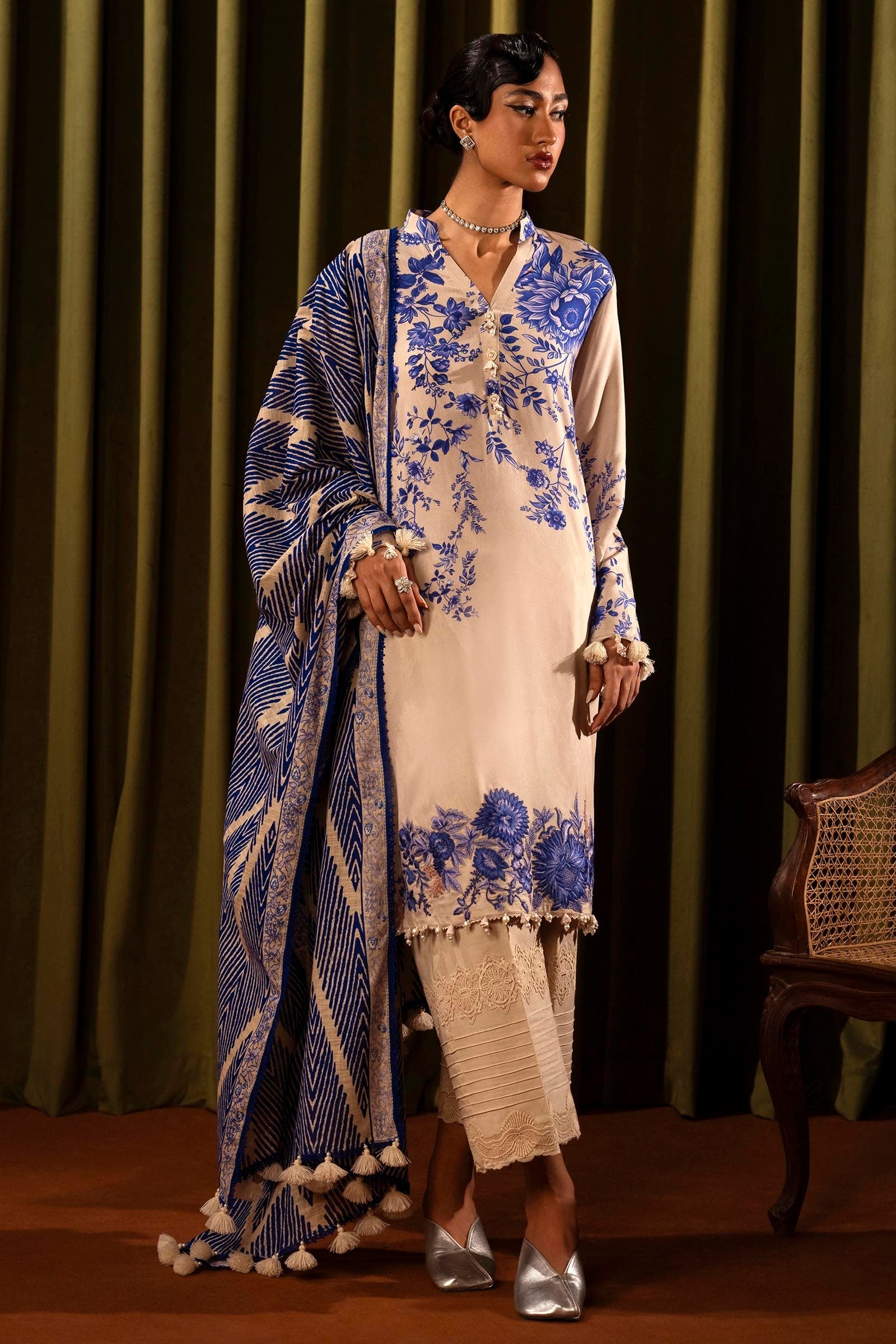 Sana Safinaz | Muzlin Winter 2024 | M243-018A-3CQ - Official Sana Safinaz stockist in UK - Sakeena London
