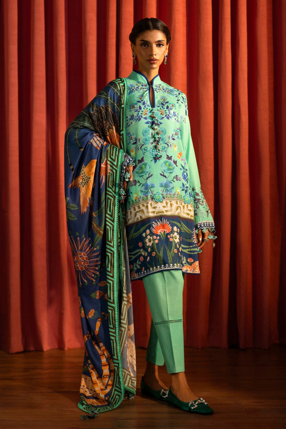 Sana Safinaz | Muzlin Winter 2024 | M243-022A-3DB - Official Sana Safinaz stockist in UK - Sakeena London