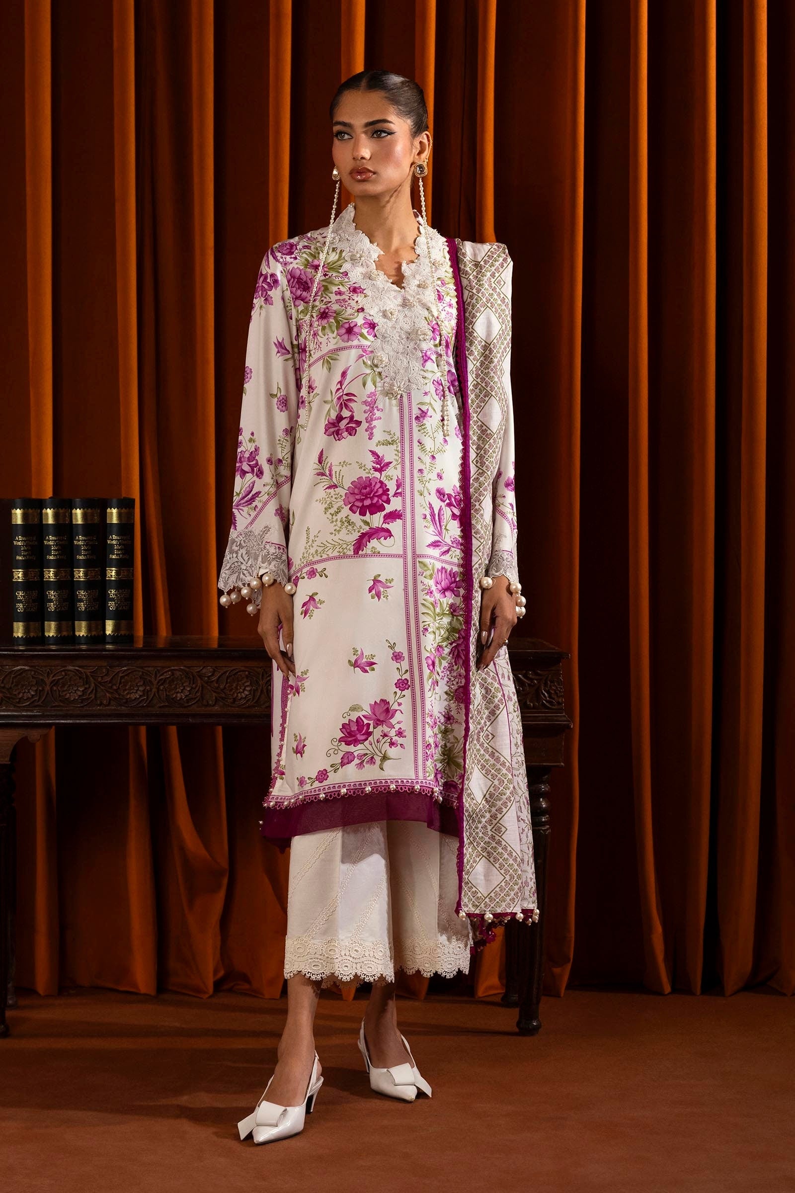 Sana Safinaz | Muzlin Winter 2024 | M243-024A-3CQ - Official Sana Safinaz stockist in UK - Sakeena London