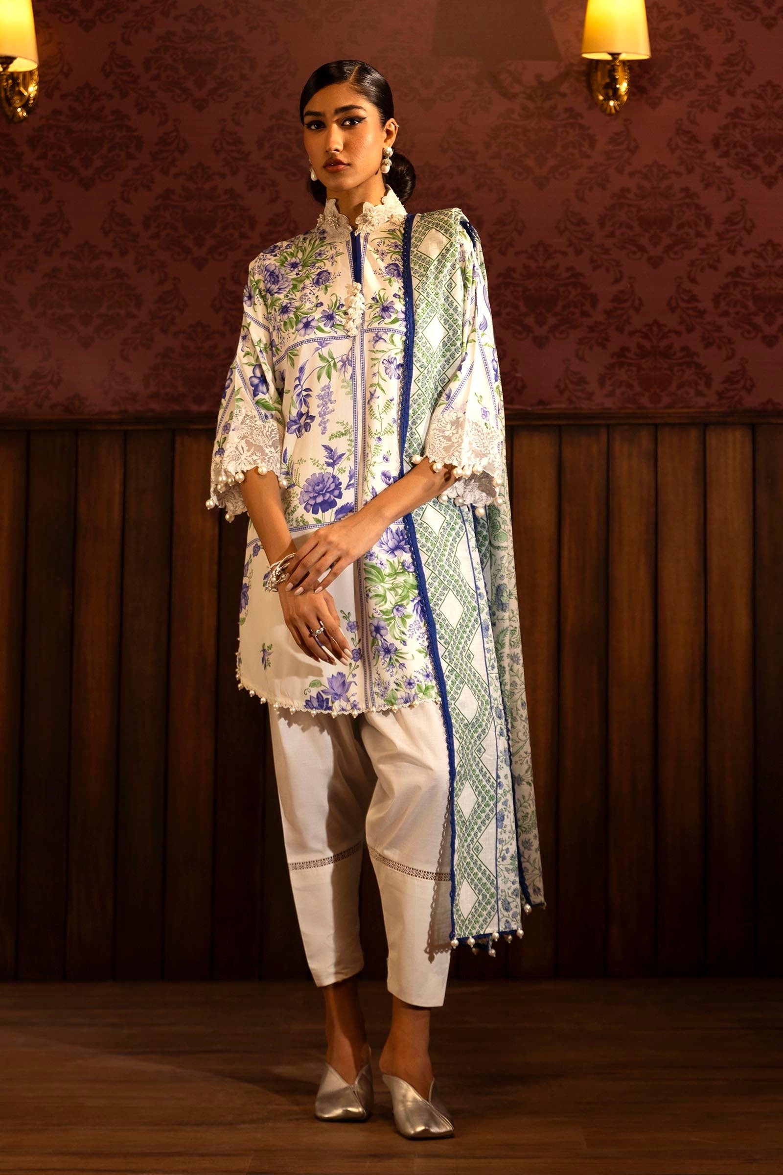 Sana Safinaz | Muzlin Winter 2024 | M243-024B-3CQ - Official Sana Safinaz stockist in UK - Sakeena London
