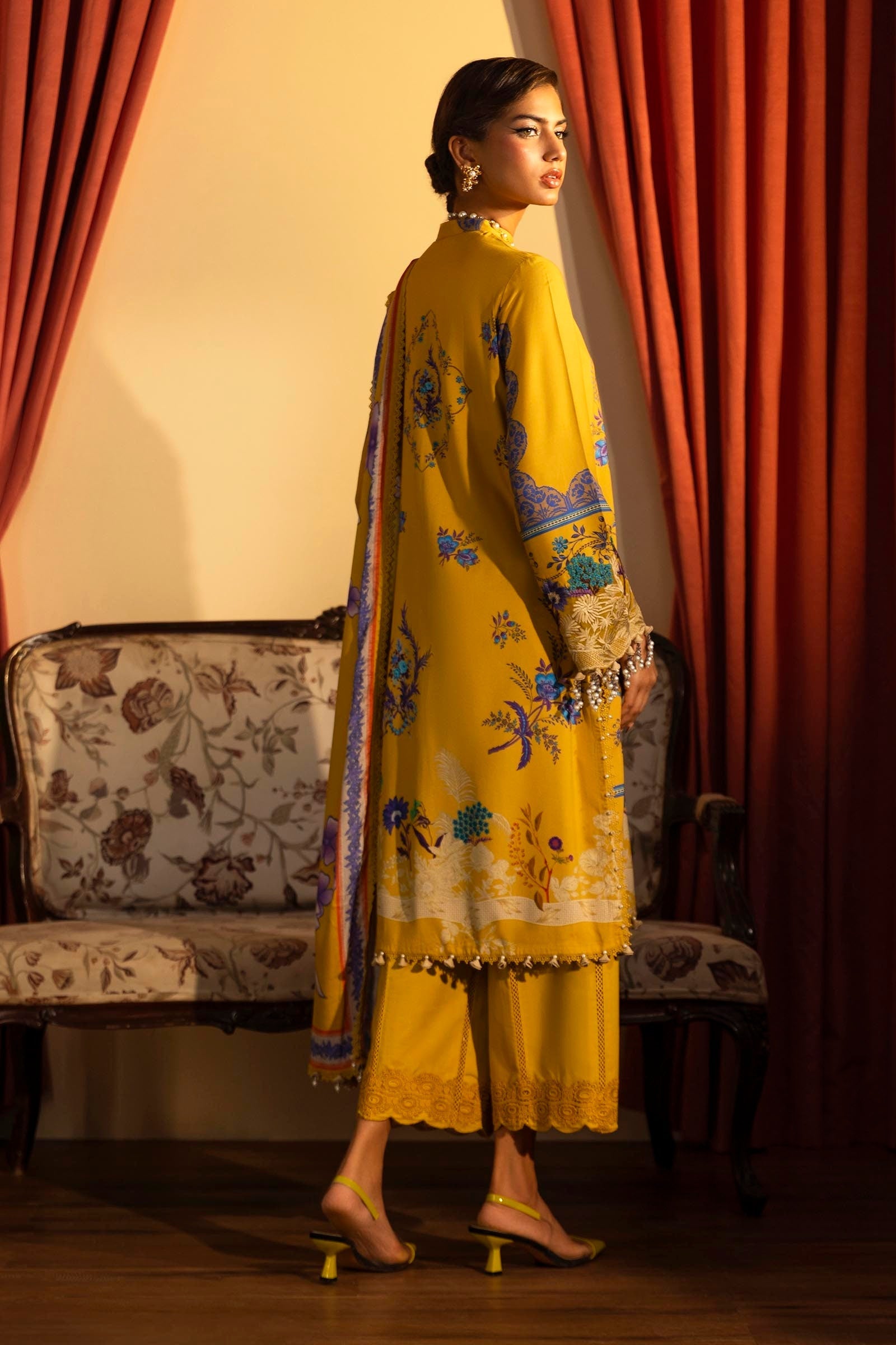 Sana Safinaz | Muzlin Winter 2024 | M243-022B-3DB - Official Sana Safinaz stockist in UK - Sakeena London