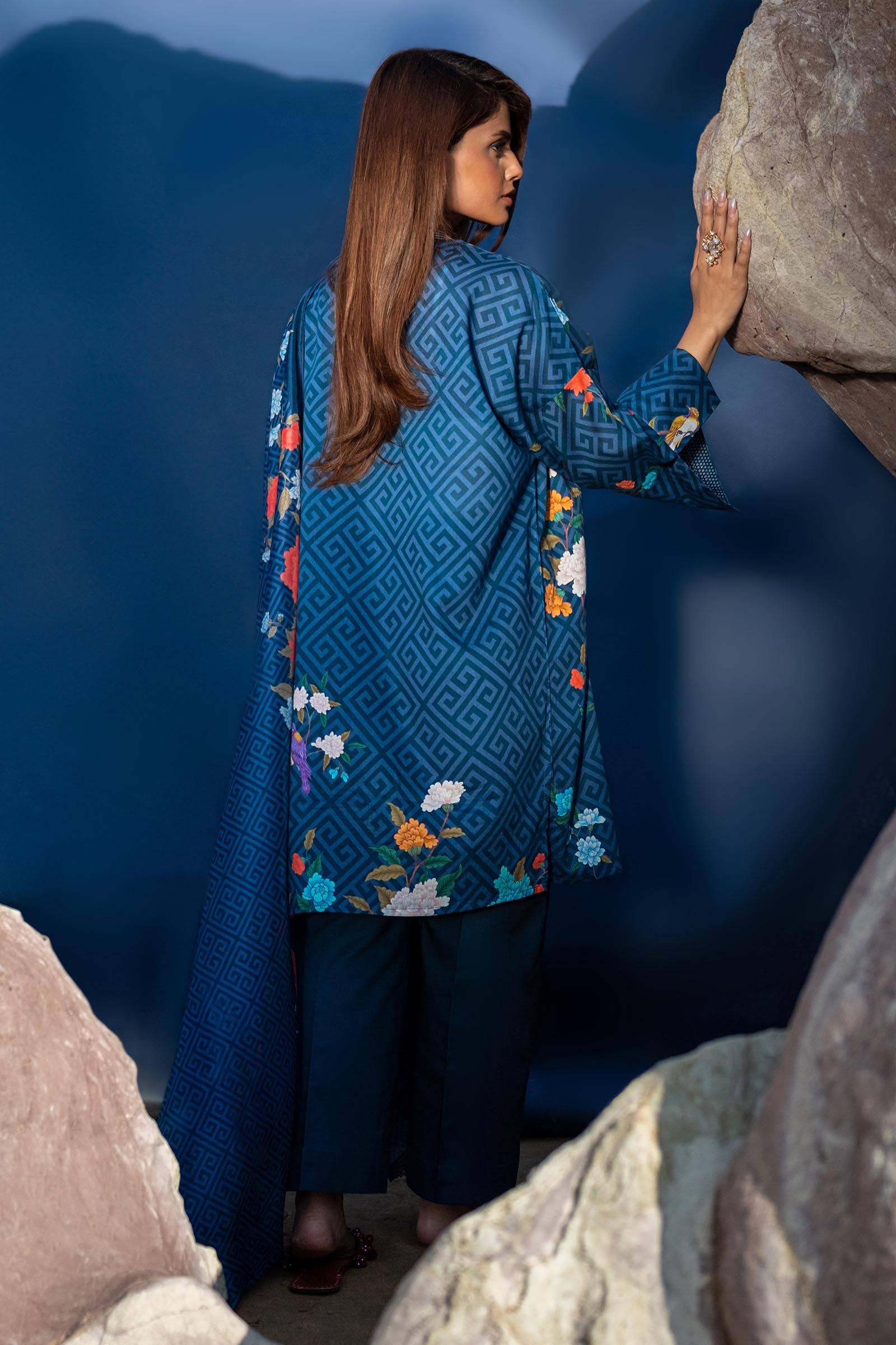 Sana Safinaz | Mahay Spring 24 | H241-013B-2BK - Official Sana Safinaz stockist in UK - Sakeena London