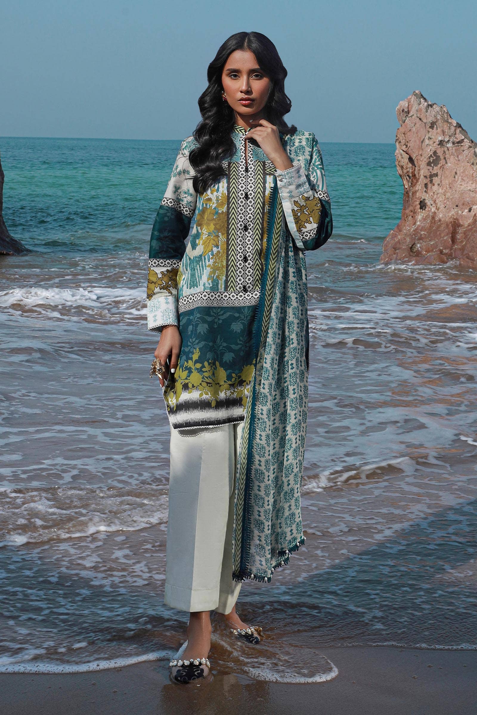 Sana Safinaz | Mahay Spring 24 | H241-015A-2I - Official Sana Safinaz stockist in UK - Sakeena London