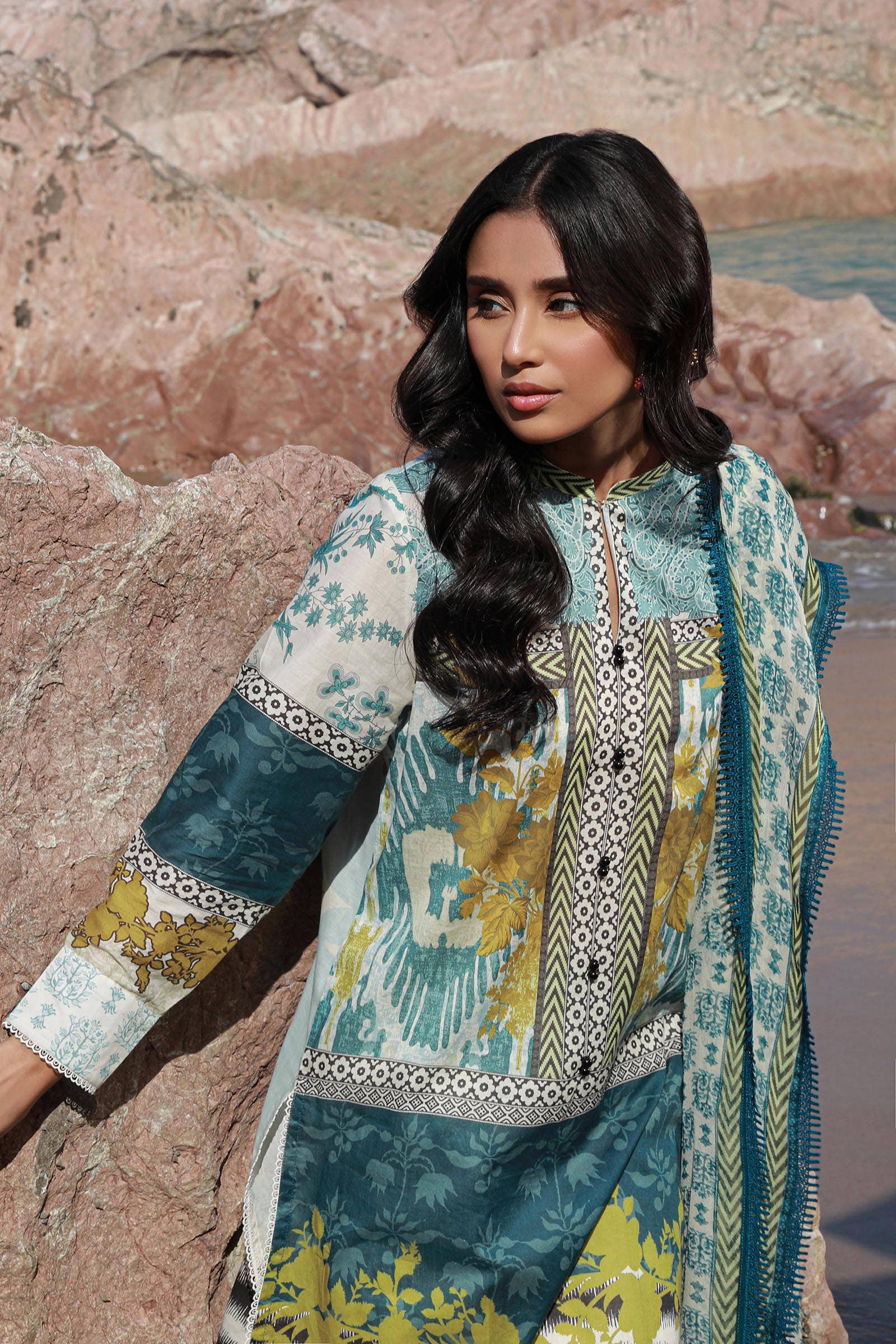 Sana Safinaz | Mahay Spring 24 | H241-015A-2I - Official Sana Safinaz stockist in UK - Sakeena London