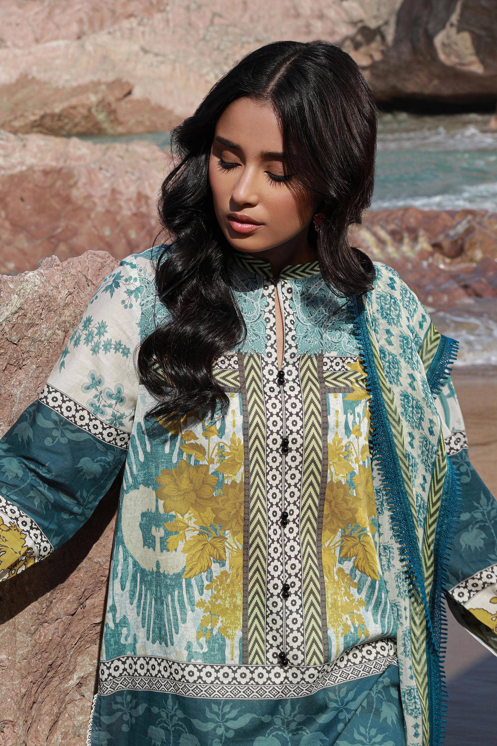 Sana Safinaz | Mahay Spring 24 | H241-015A-2I - Official Sana Safinaz stockist in UK - Sakeena London