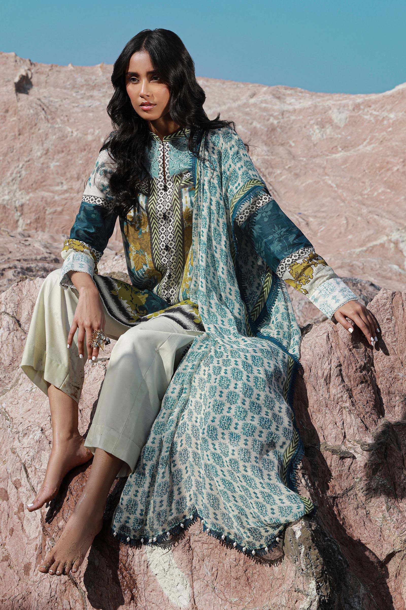 Sana Safinaz | Mahay Spring 24 | H241-015A-2I - Official Sana Safinaz stockist in UK - Sakeena London