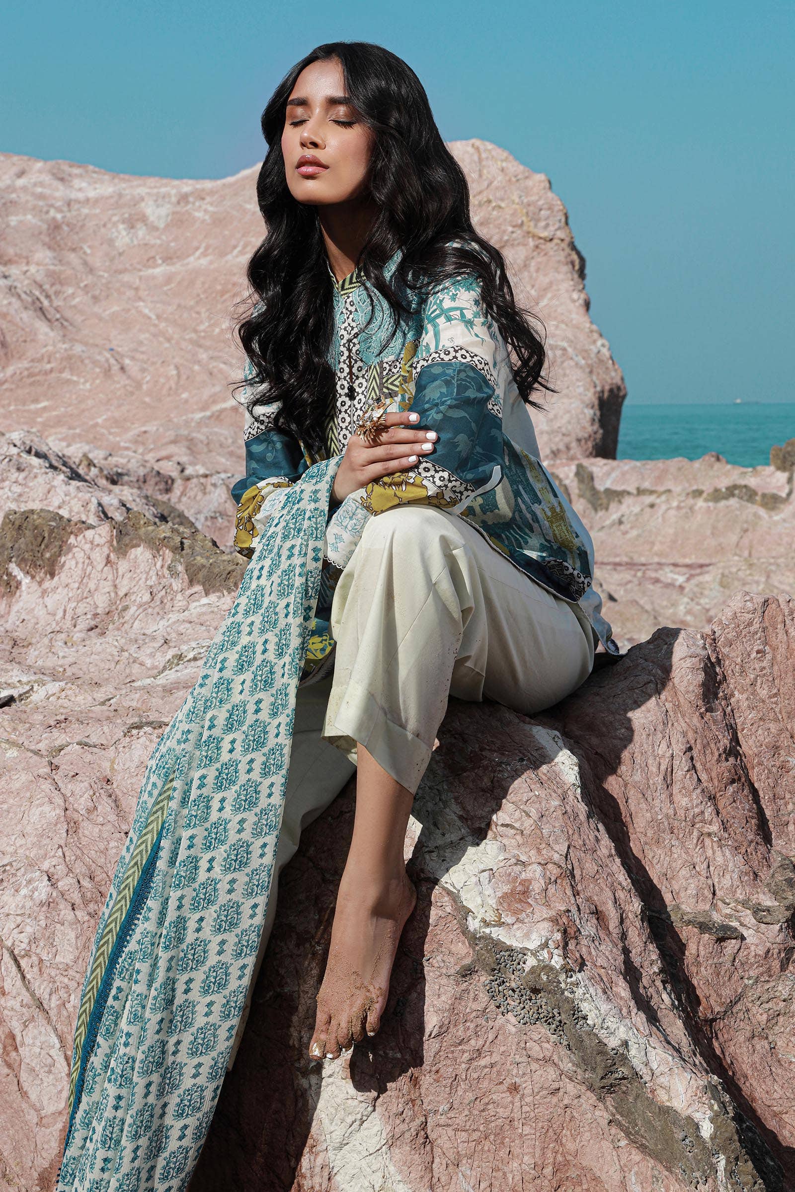 Sana Safinaz | Mahay Spring 24 | H241-015A-2I - Official Sana Safinaz stockist in UK - Sakeena London