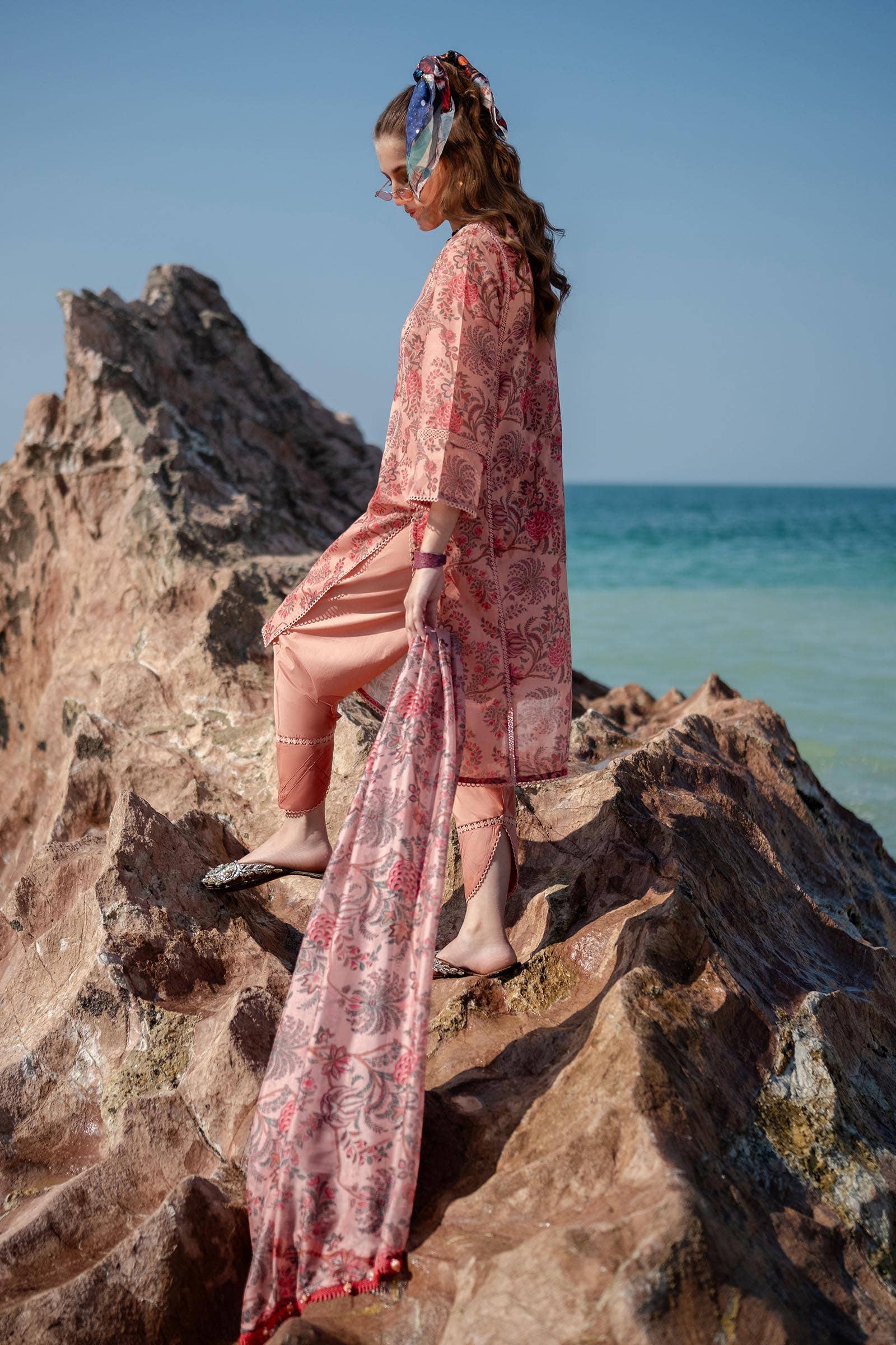 Sana Safinaz | Mahay Spring 24 | H241-016B-3CK - Official Sana Safinaz stockist in UK - Sakeena London