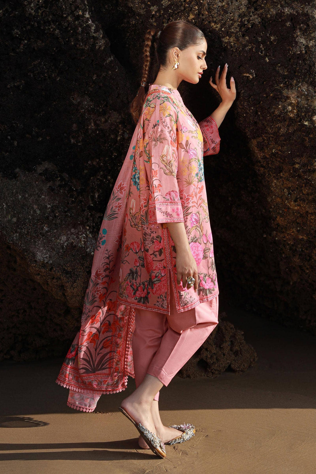 Sana Safinaz | Mahay Spring 24 | H241-019A-3CS - Official Sana Safinaz stockist in UK - Sakeena London