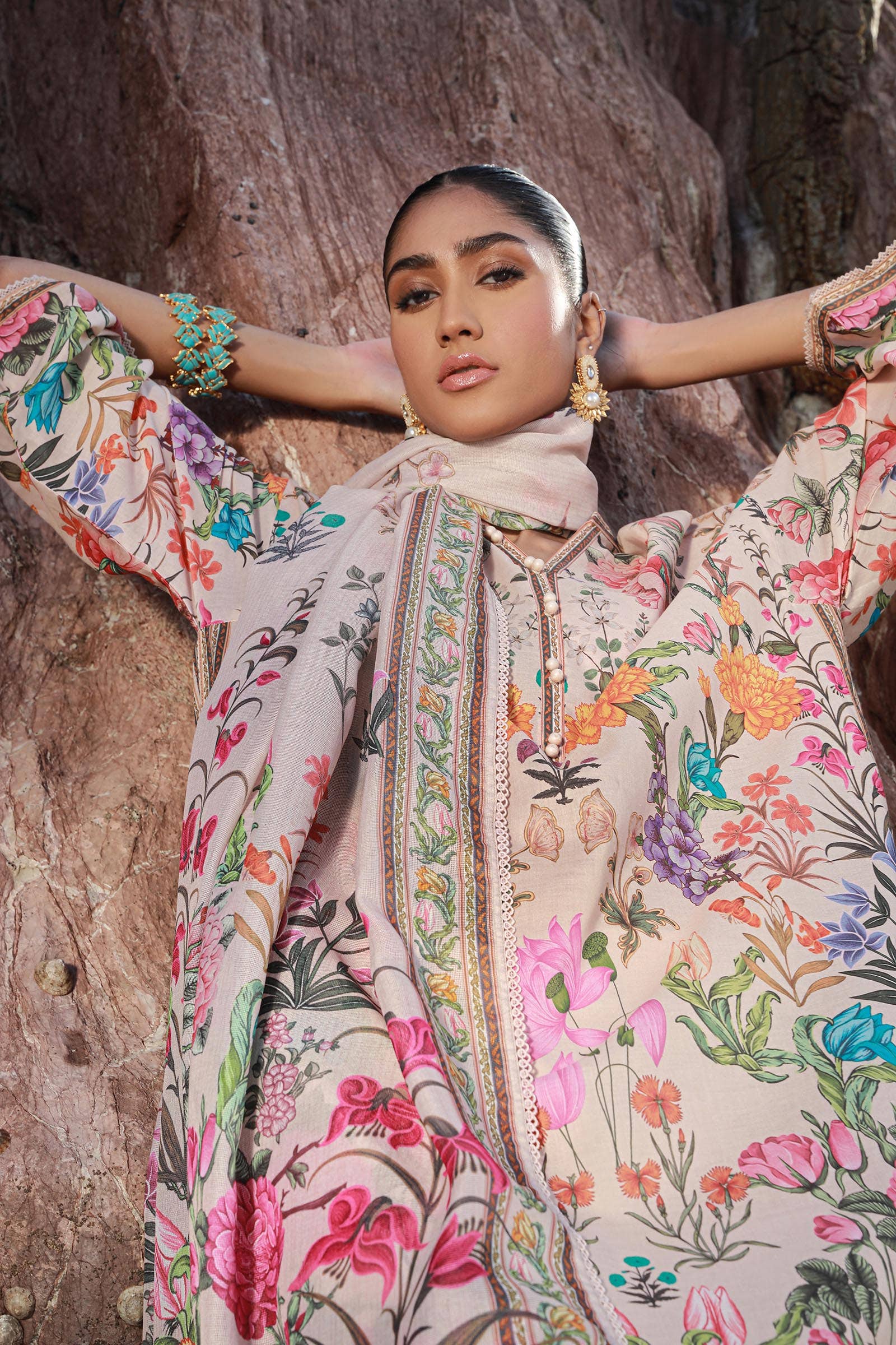 Sana Safinaz | Mahay Spring 24 | H241-019B-3CS - Official Sana Safinaz stockist in UK - Sakeena London