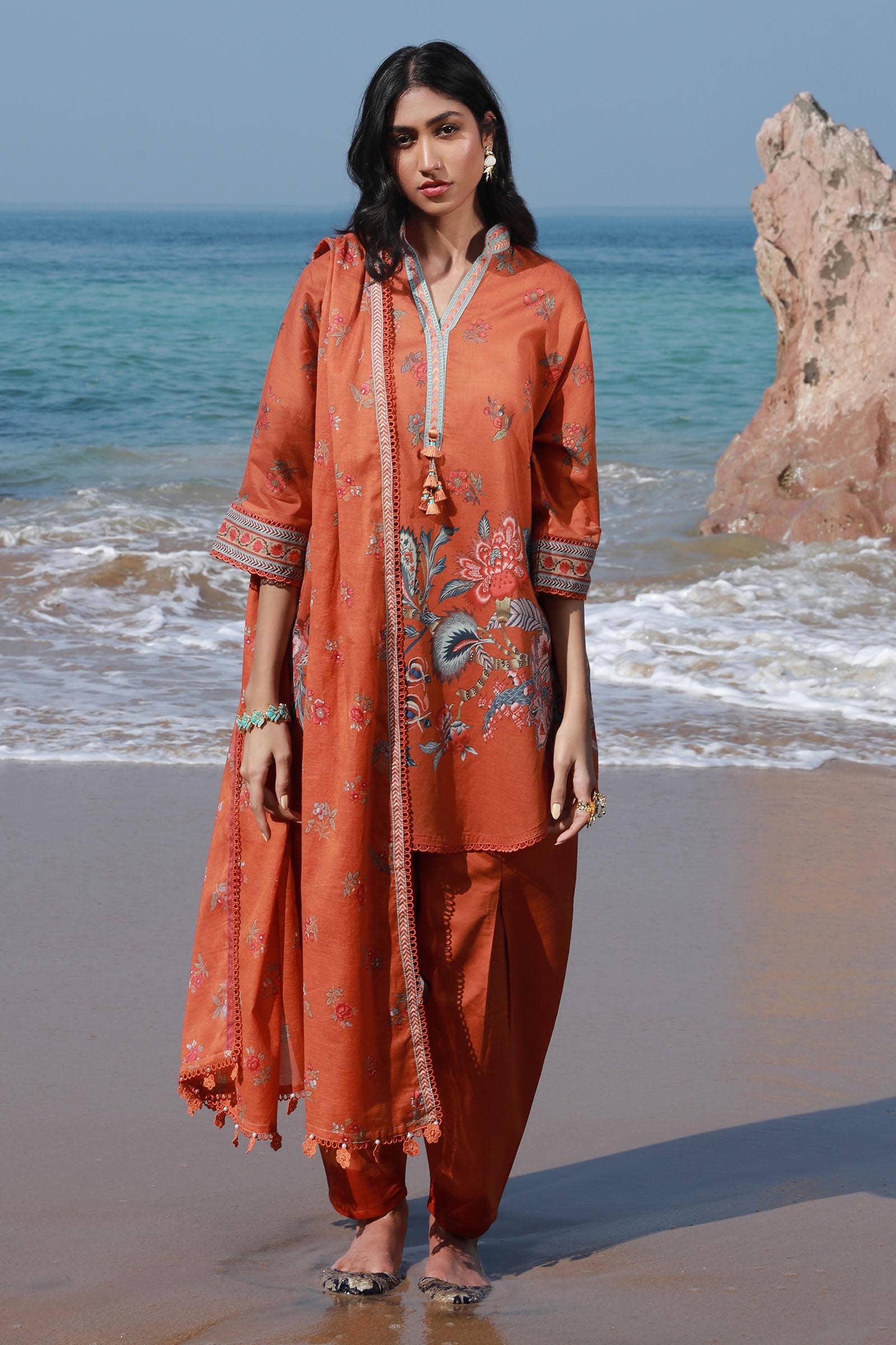Sana Safinaz | Mahay Spring 24 | H241-020A-3CG - Official Sana Safinaz stockist in UK - Sakeena London