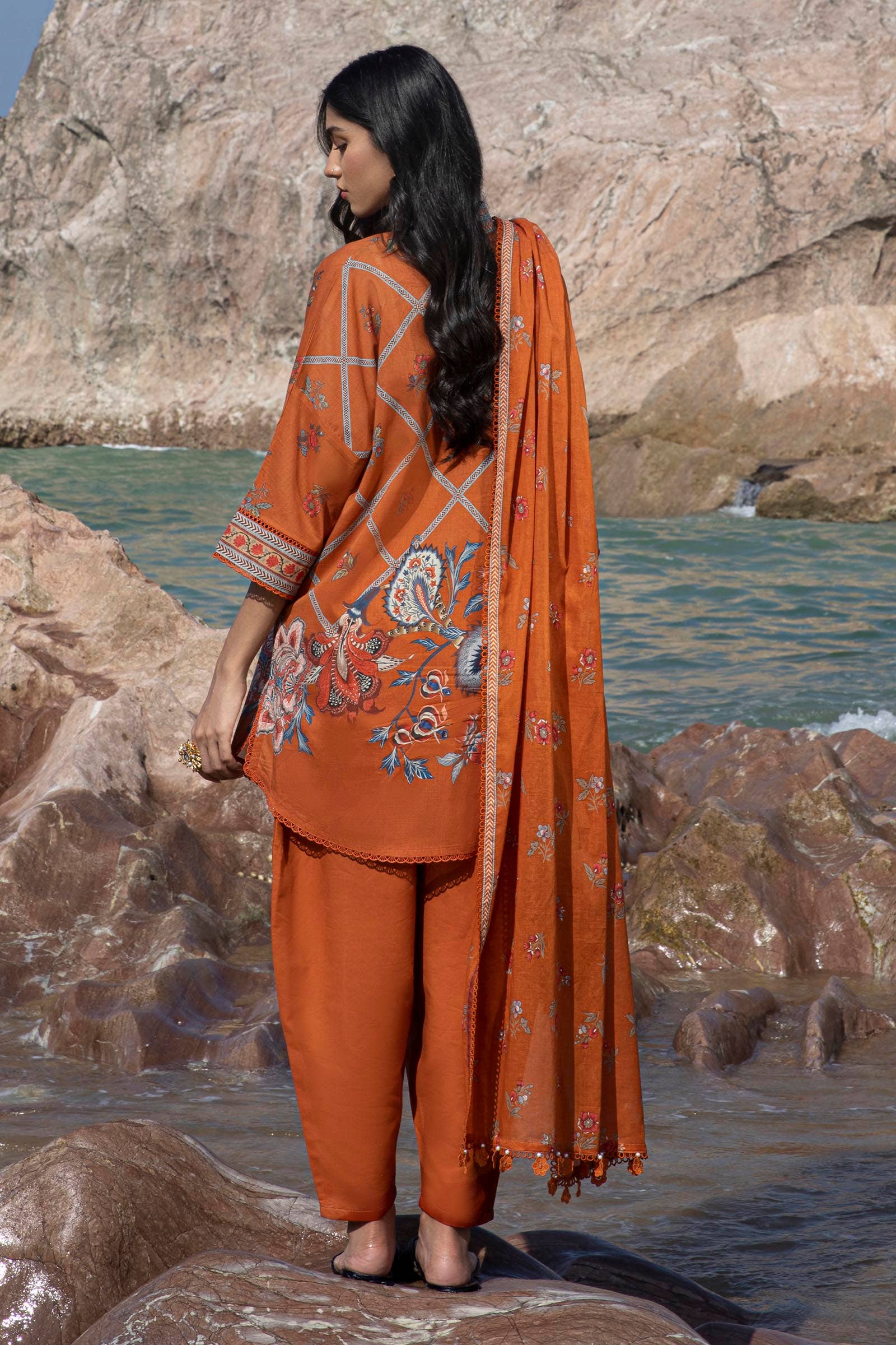 Sana Safinaz | Mahay Spring 24 | H241-020A-3CG - Official Sana Safinaz stockist in UK - Sakeena London