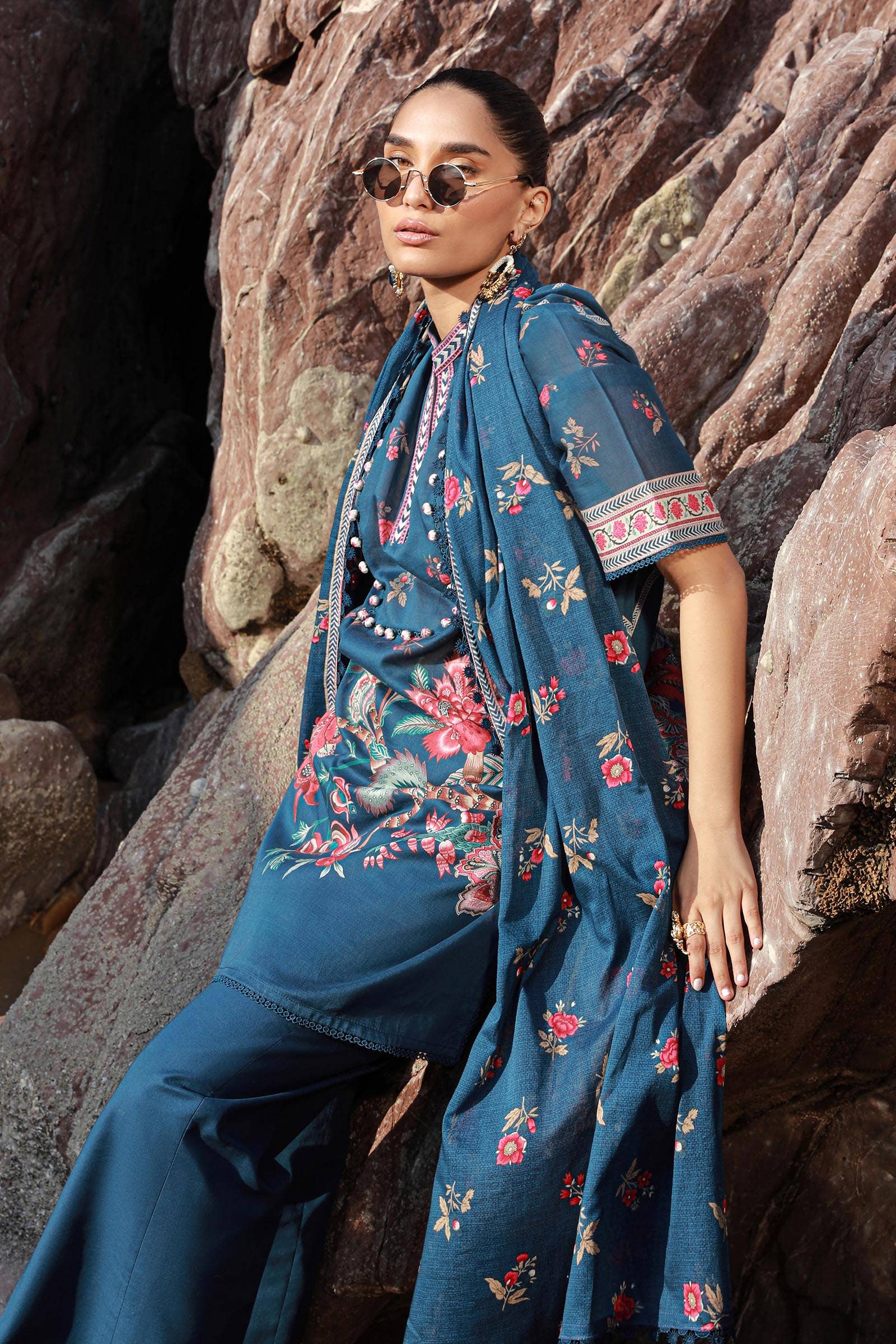 Sana Safinaz | Mahay Spring 24 | H241-020B-3CG - Official Sana Safinaz stockist in UK - Sakeena London