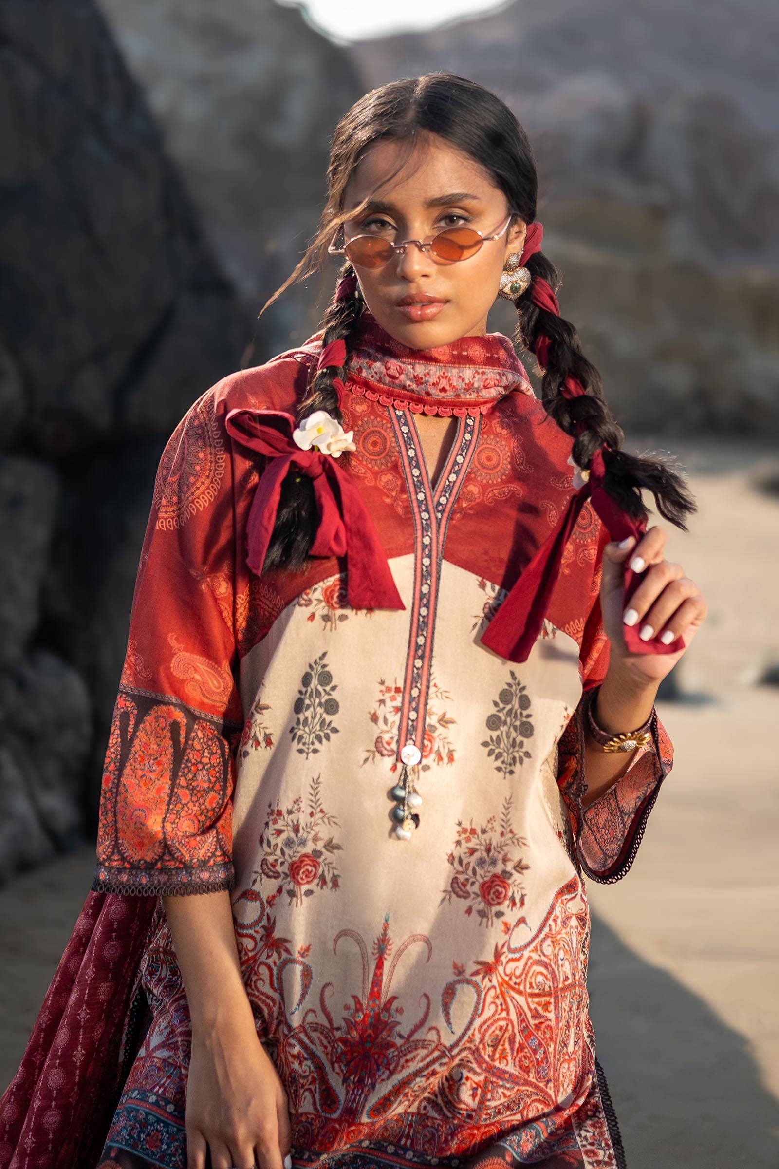 Sana Safinaz | Mahay Spring 24 | H241-021A-3DE - Official Sana Safinaz stockist in UK - Sakeena London