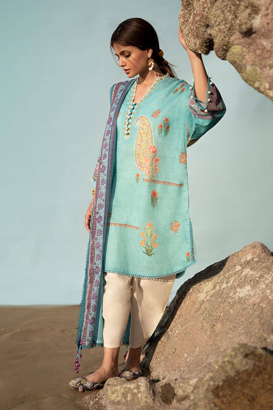 Sana Safinaz | Mahay Spring 24 | H241-022B-2BS - Official Sana Safinaz stockist in UK - Sakeena London