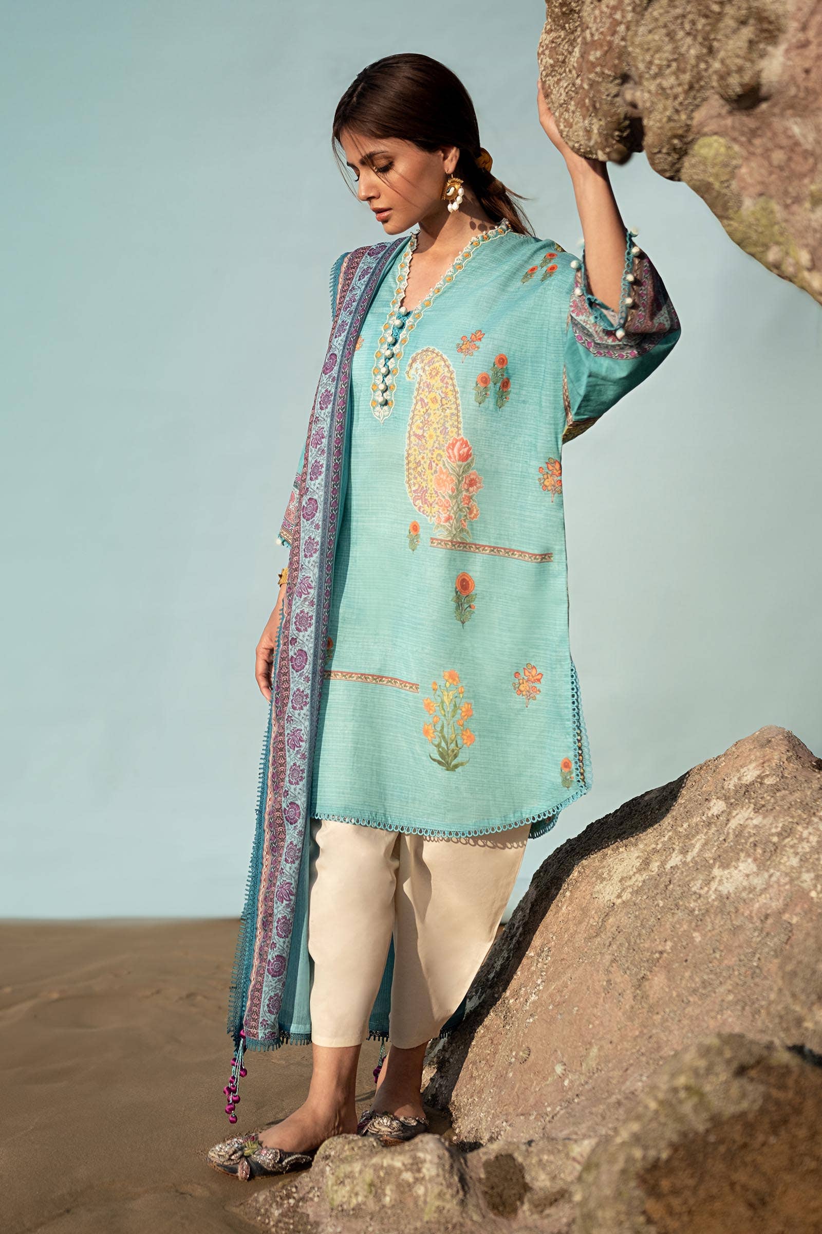 Sana Safinaz | Mahay Spring 24 | H241-022B-2BS - Official Sana Safinaz stockist in UK - Sakeena London