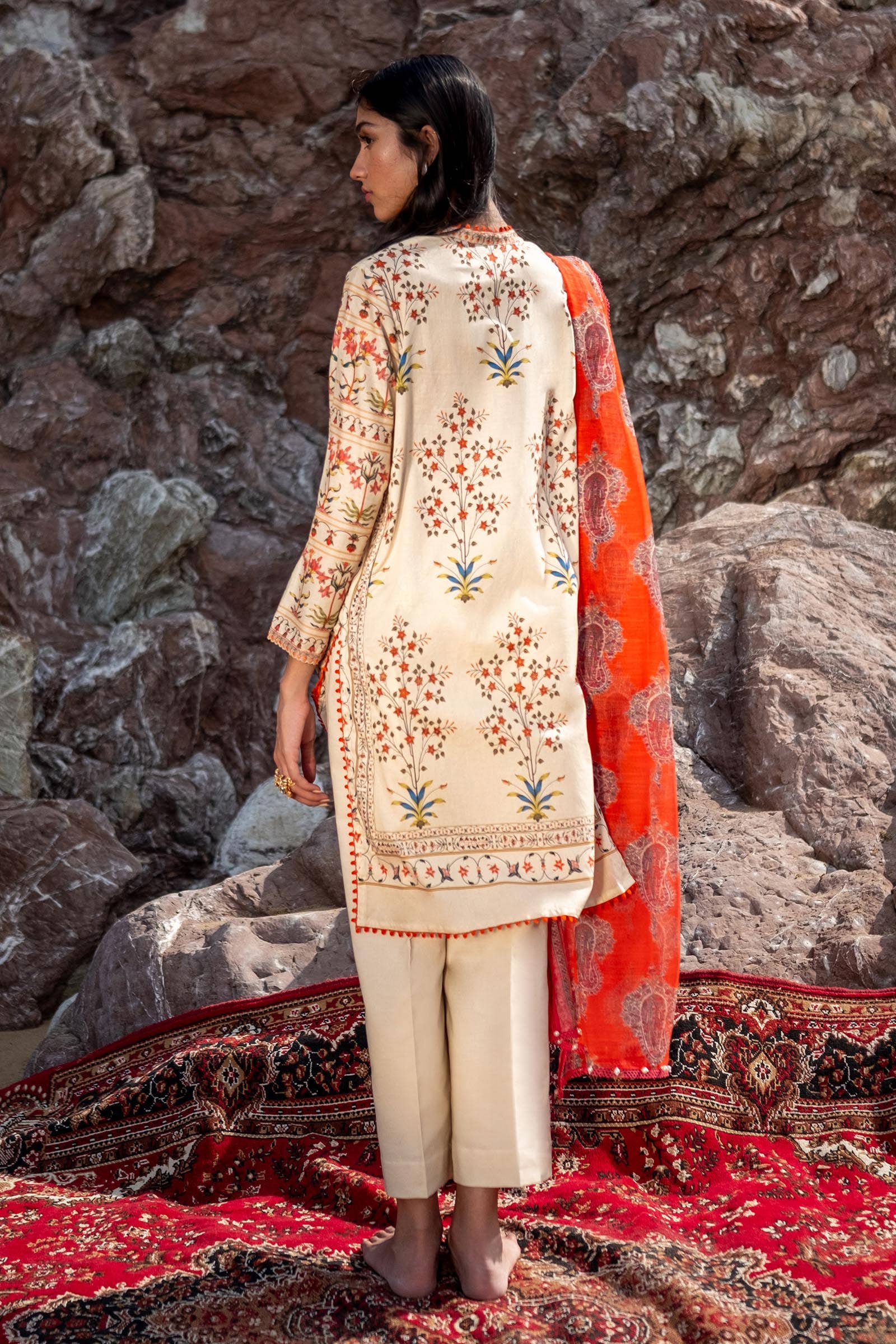 Sana Safinaz | Mahay Spring 24 | H241-023A-2DD - Official Sana Safinaz stockist in UK - Sakeena London