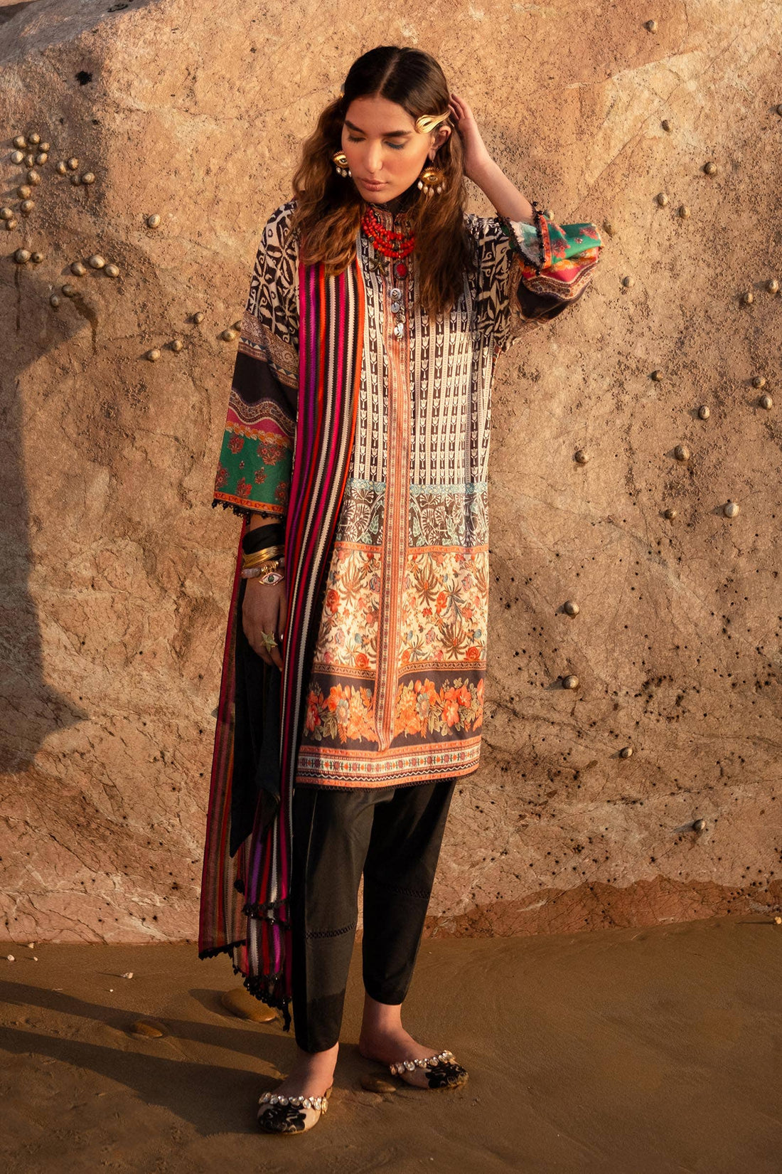 Sana Safinaz | Mahay Spring 24 | H241-024A-2I - Official Sana Safinaz stockist in UK - Sakeena London