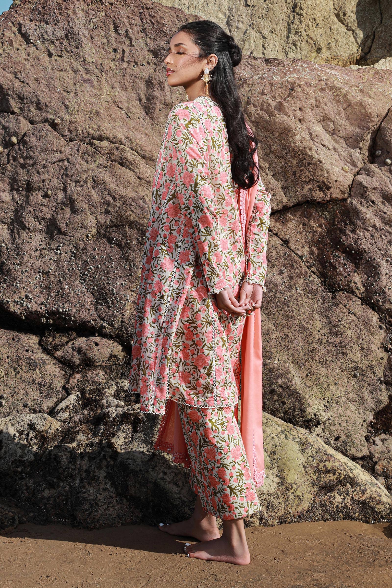 Sana Safinaz | Mahay Spring 24 | H241-004B-3CG - Official Sana Safinaz stockist in UK - Sakeena London