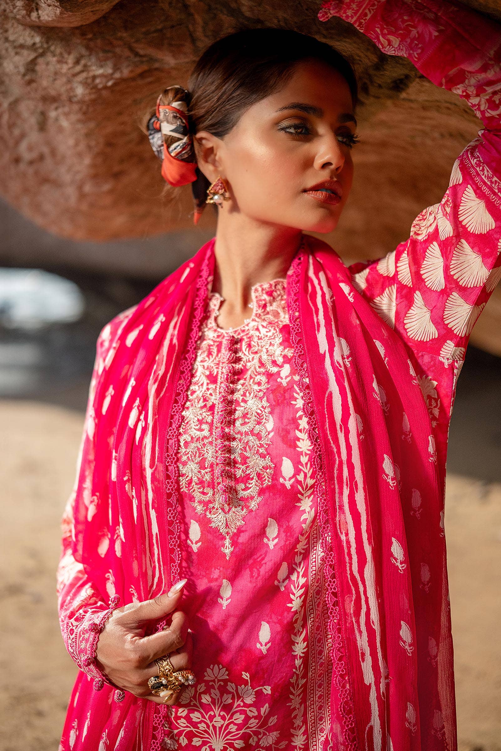 Sana Safinaz | Mahay Spring 24 | H241-005A-3CI - Official Sana Safinaz stockist in UK - Sakeena London