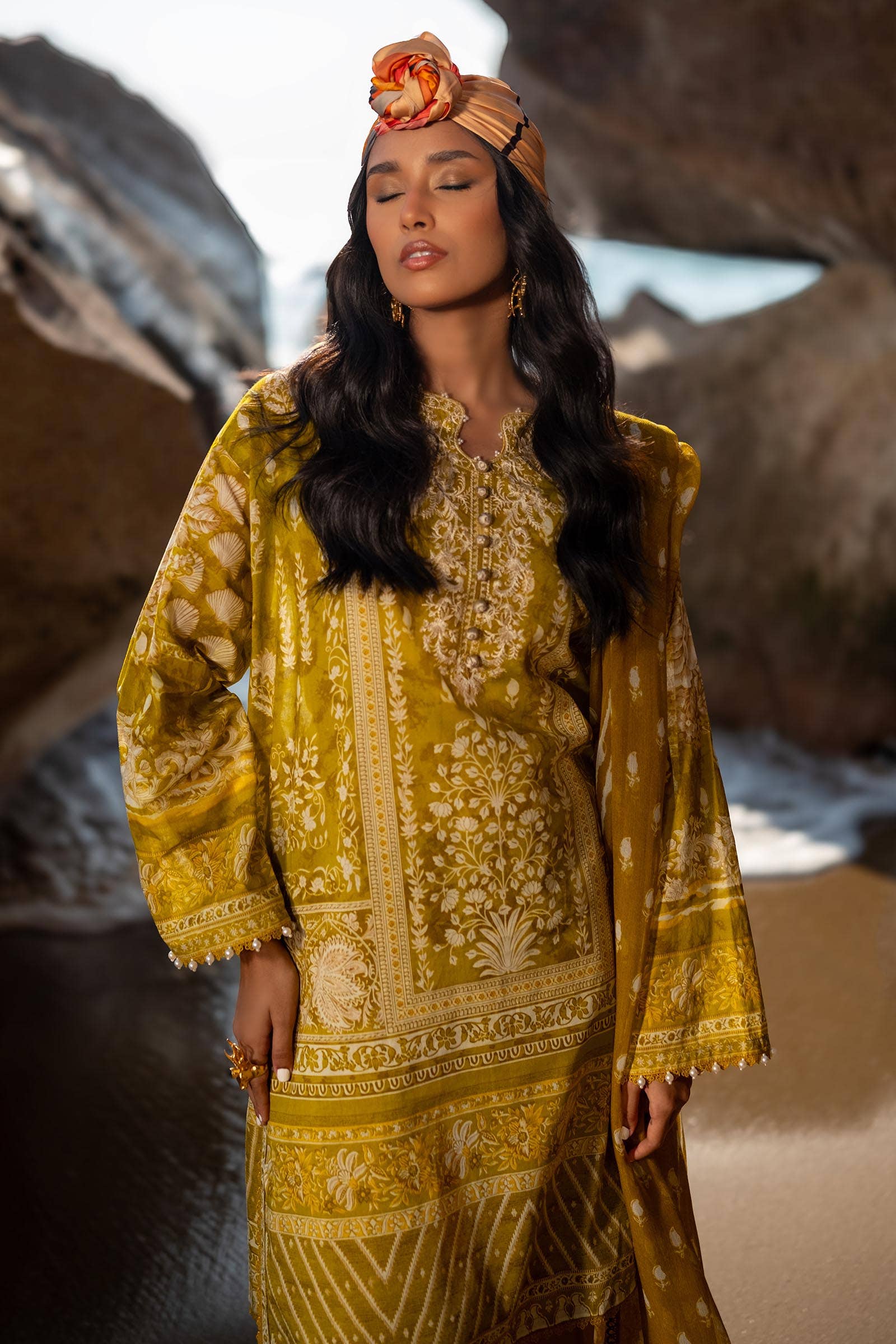 Sana Safinaz | Mahay Spring 24 | H241-005B-3CI - Official Sana Safinaz stockist in UK - Sakeena London