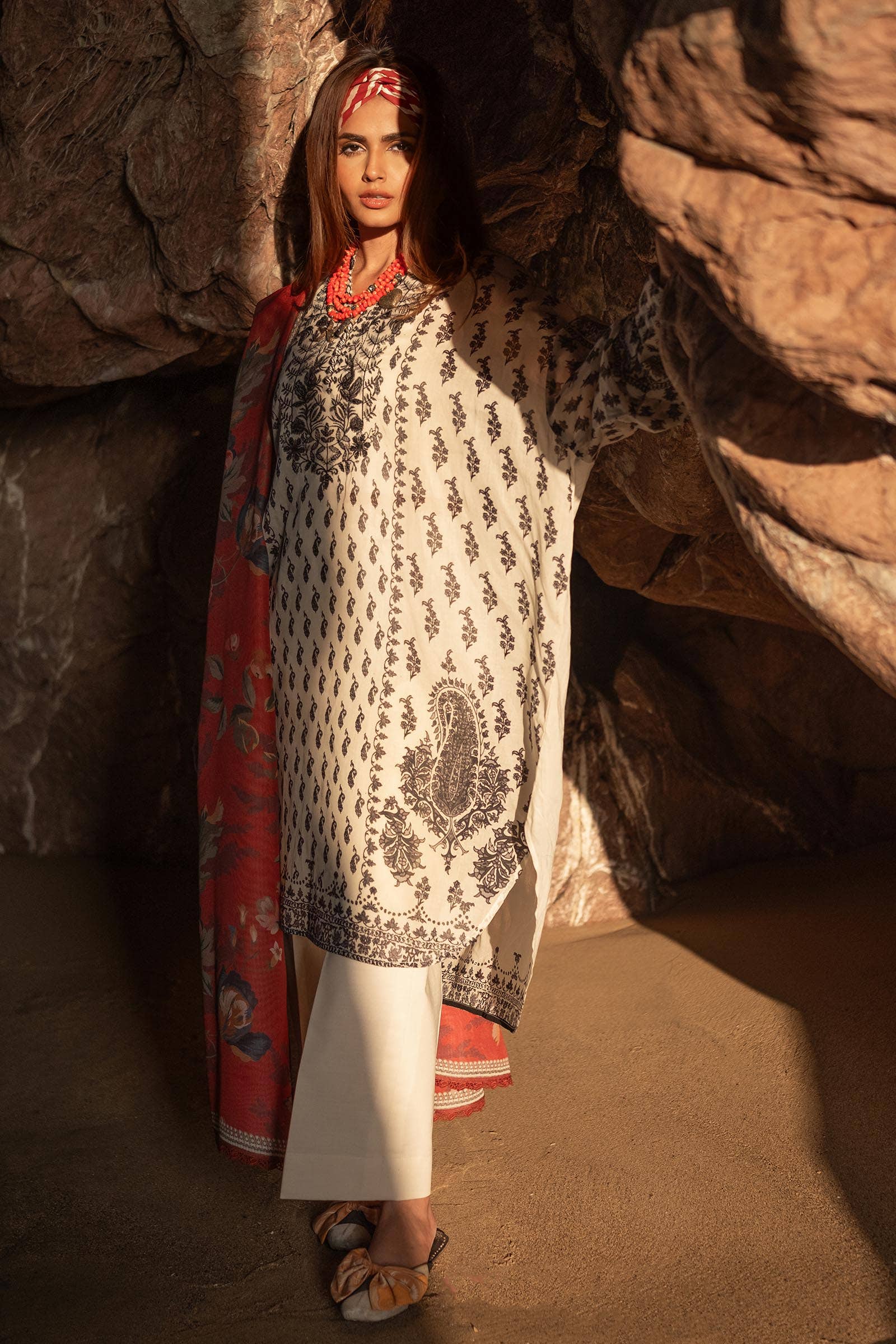 Sana Safinaz | Mahay Spring 24 | H241-006A-2BS - Official Sana Safinaz stockist in UK - Sakeena London