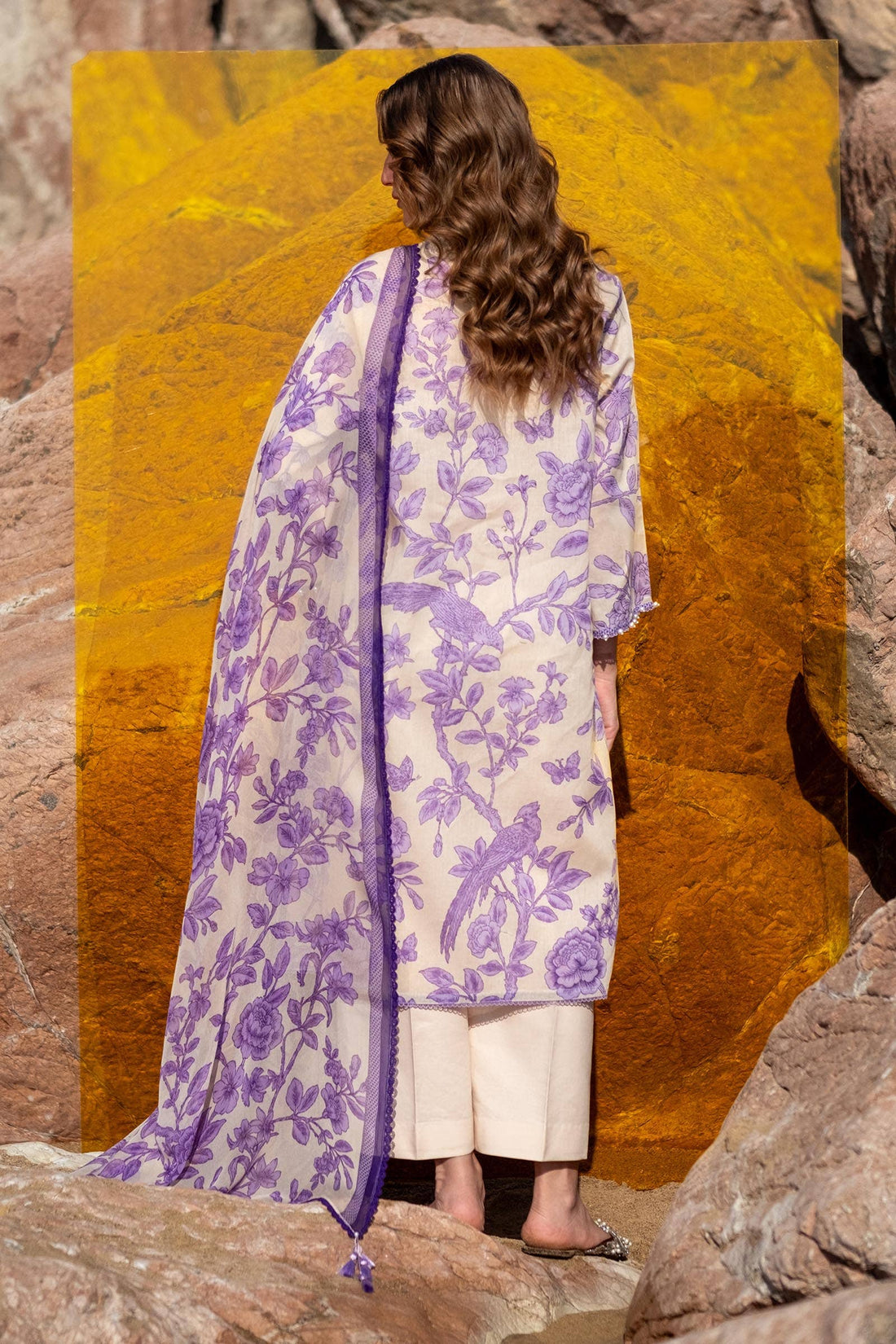 Sana Safinaz | Mahay Spring 24 | H241-001B-3CI - Official Sana Safinaz stockist in UK - Sakeena London