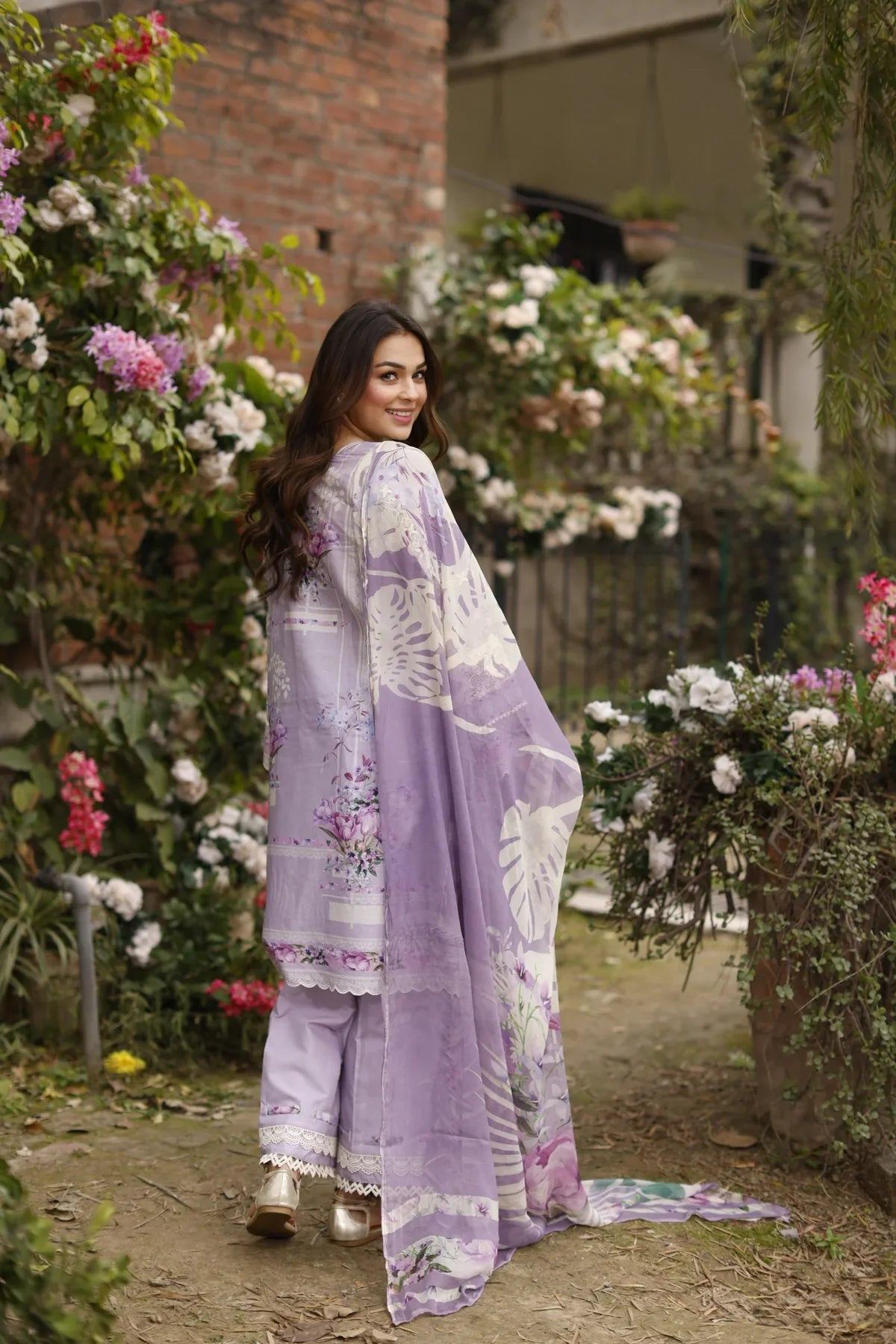 Manara | Vintage Flora 24 | Amaya - Official Manara stockist in UK - Sakeena London