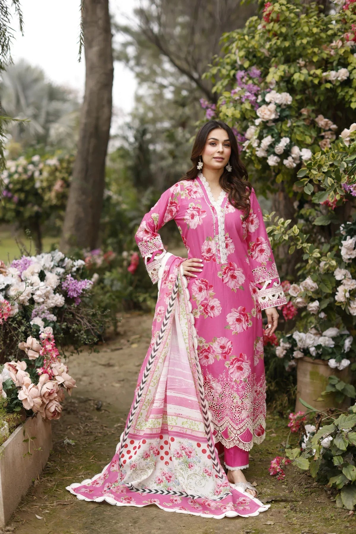 Manara | Vintage Flora 24 | Leana - Official Manara stockist in UK - Sakeena London